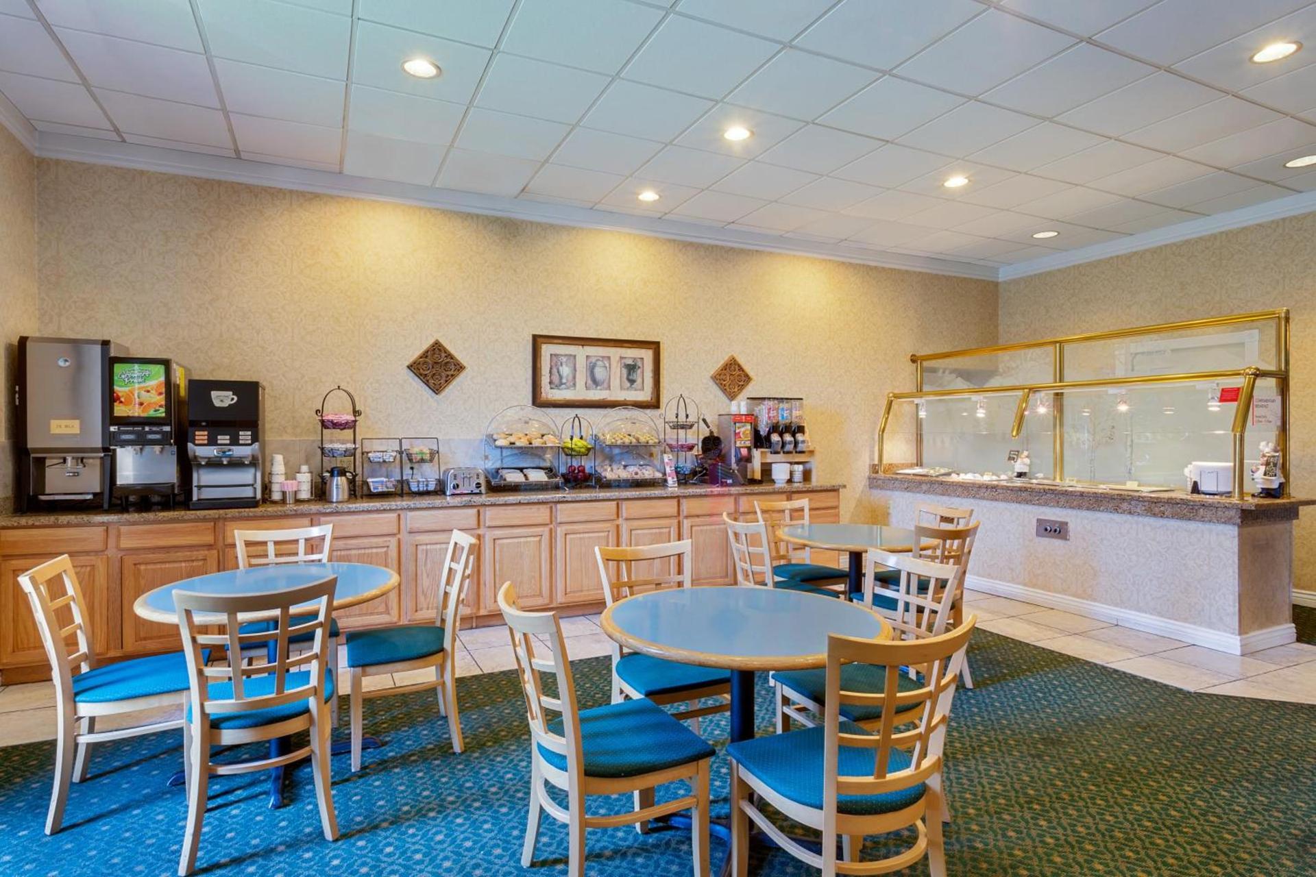 Ramada by Wyndham Provo photo 38