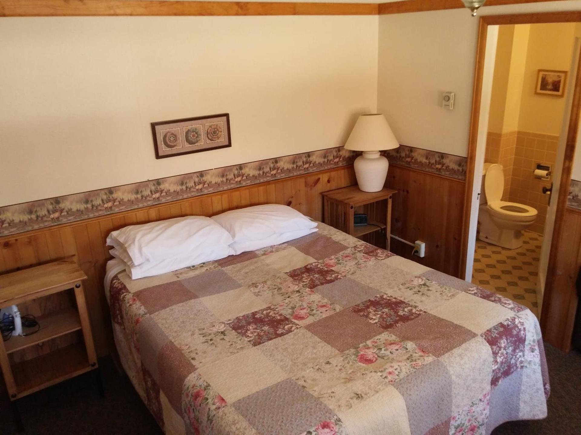 Daven Haven Lodge & Cabins photo 28