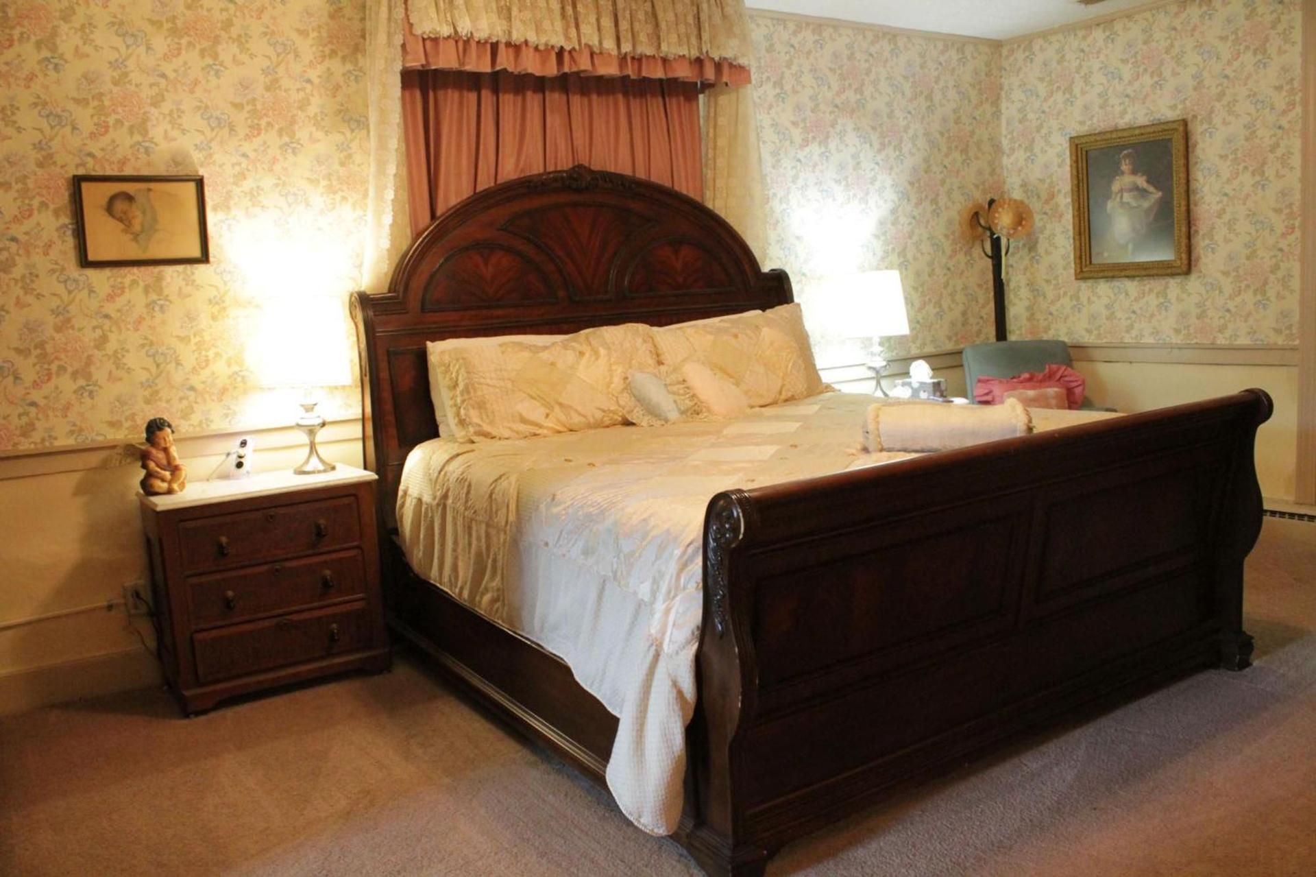Jailer's Inn photo 44