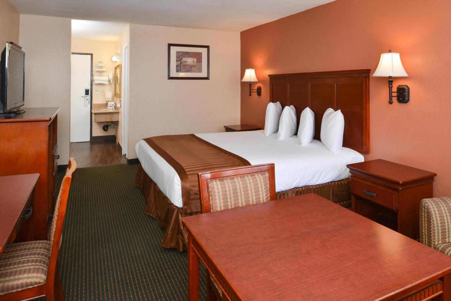Americas Best Value Inn & Suites-East Bakersfield photo 19