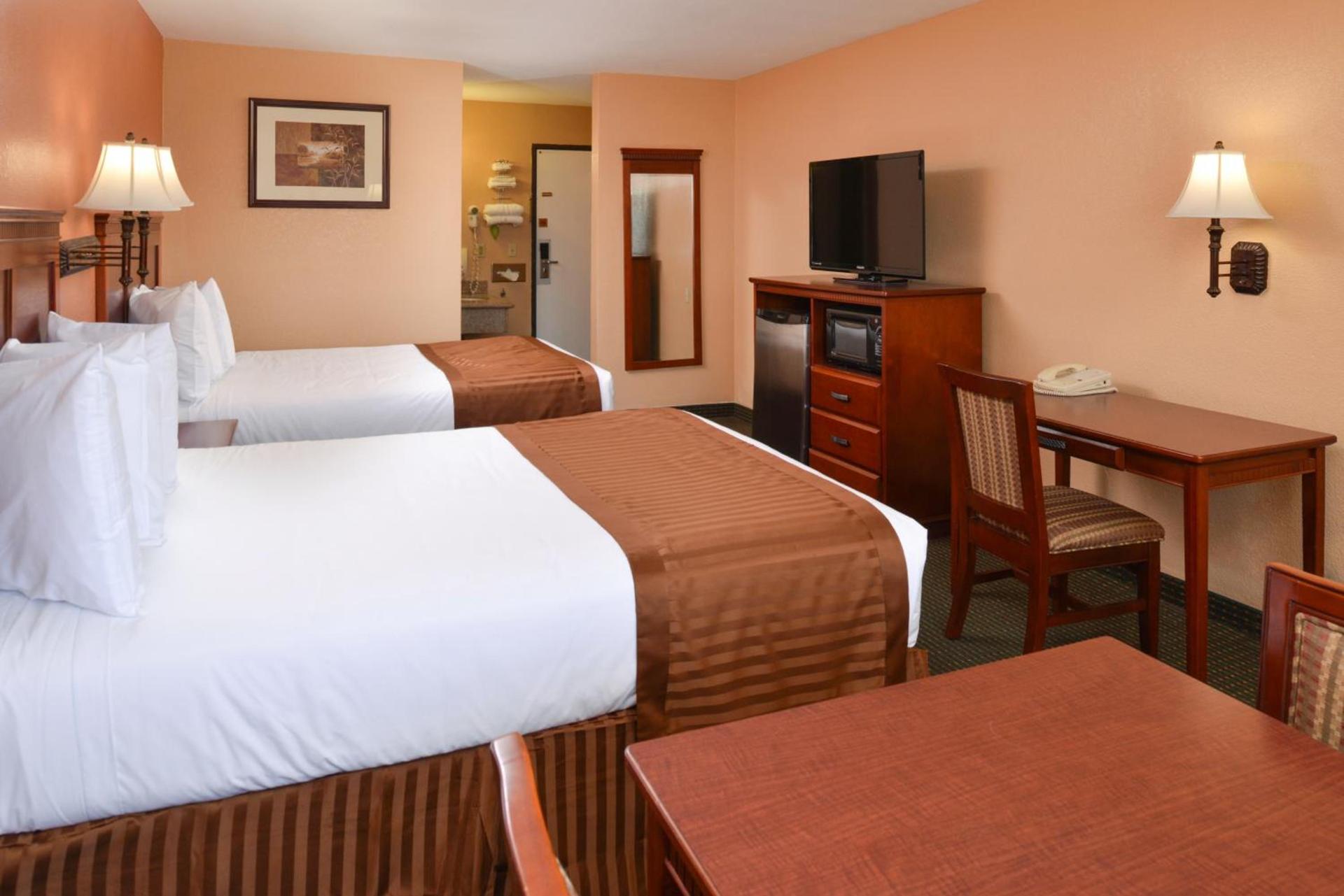 Americas Best Value Inn & Suites-East Bakersfield photo 8
