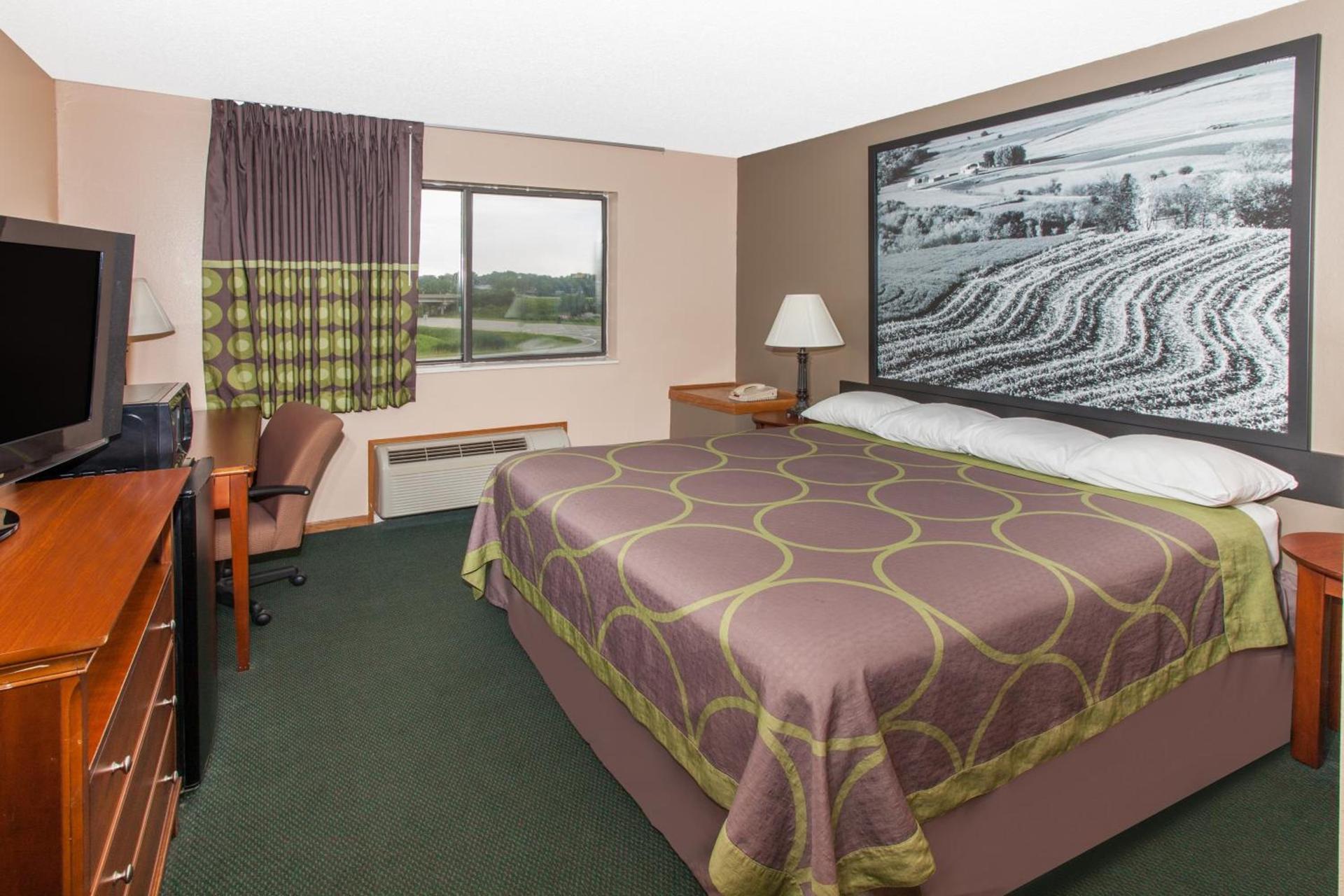 Circle S Motel photo 27