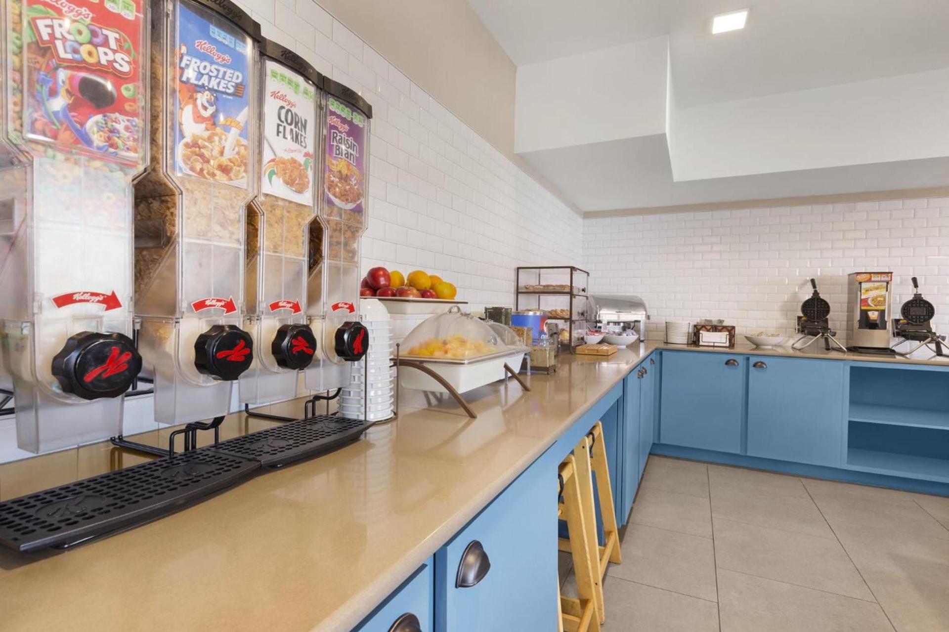 Country Inn & Suites by Radisson, Richmond West at I-64, VA photo 60