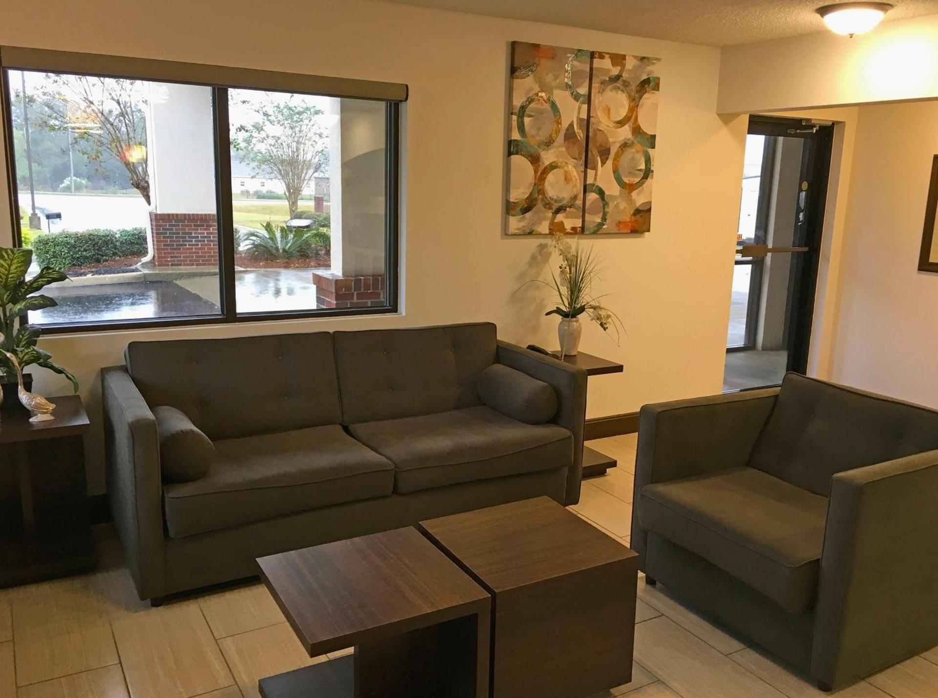 GuestHouse Inn Dothan photo 25