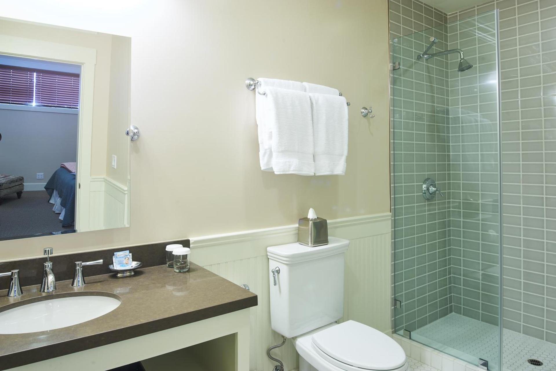 Hotel Mac photo 13