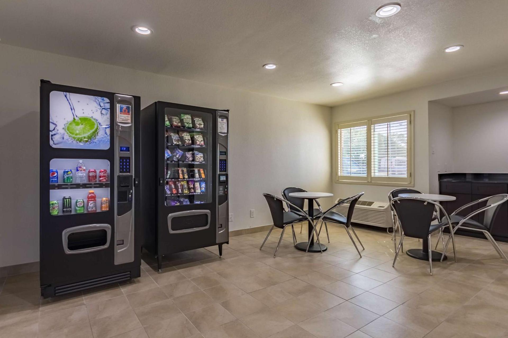 Studio 6-Plano, TX photo 30