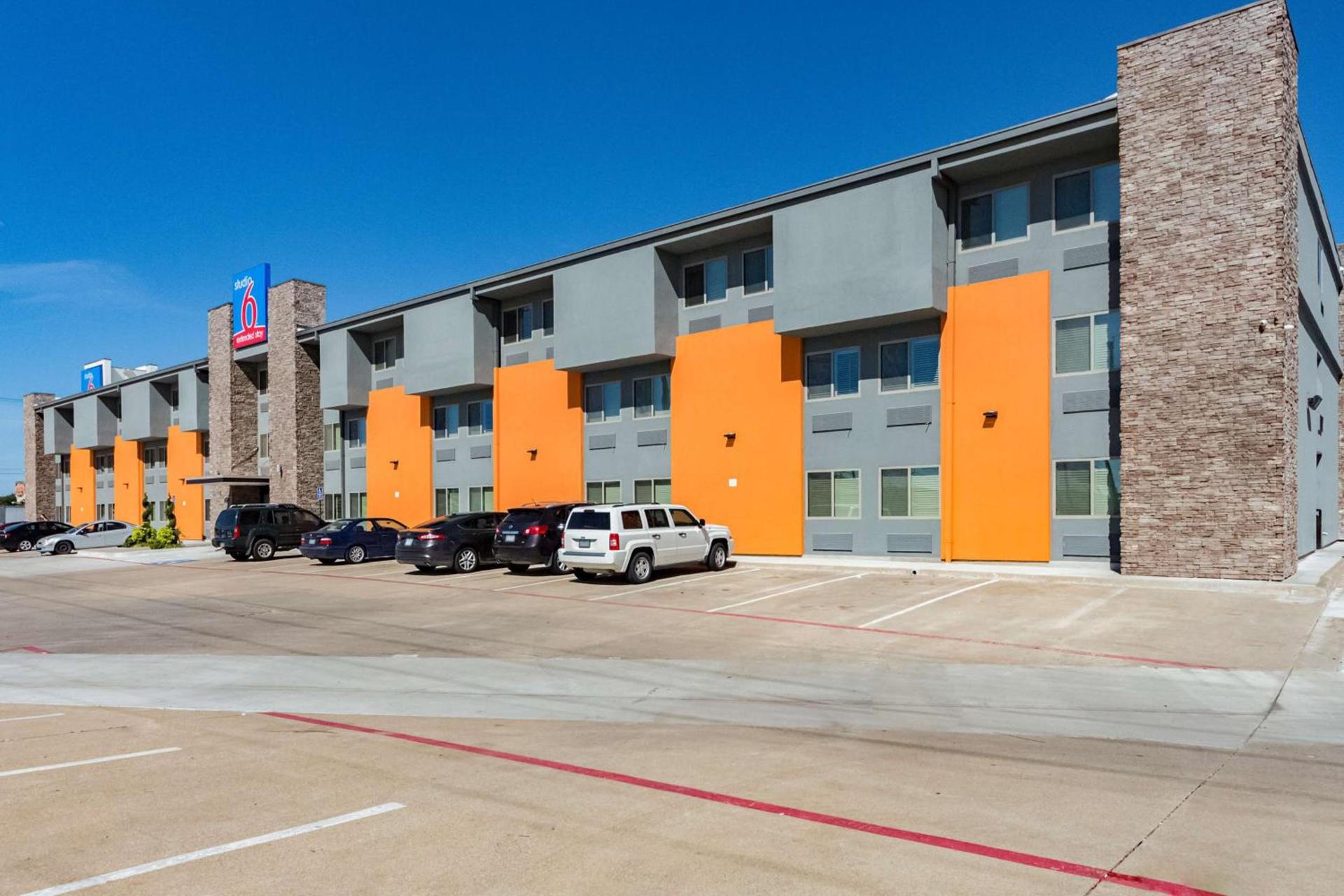 Studio 6-Plano, TX photo 1