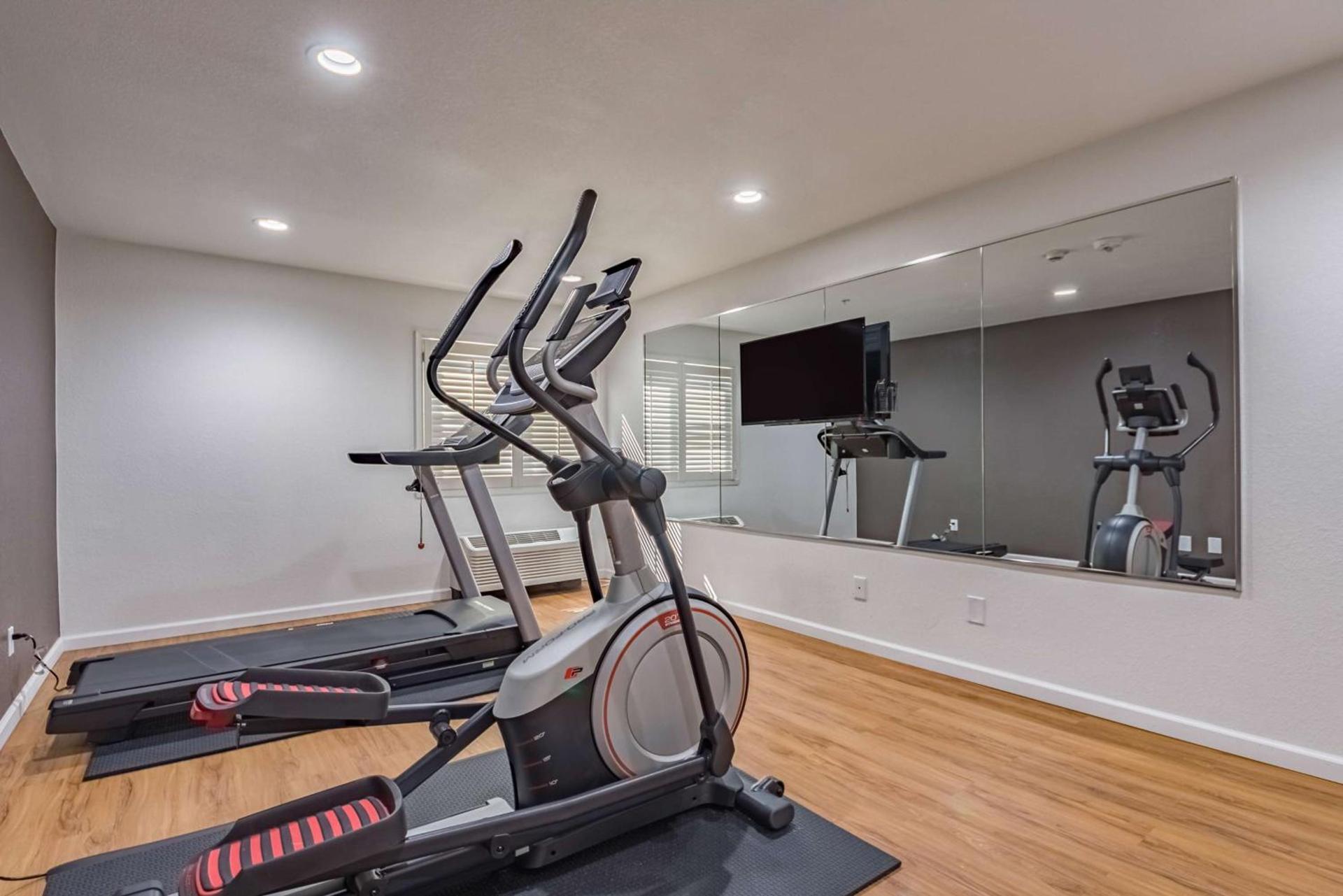 Studio 6-Plano, TX photo 24