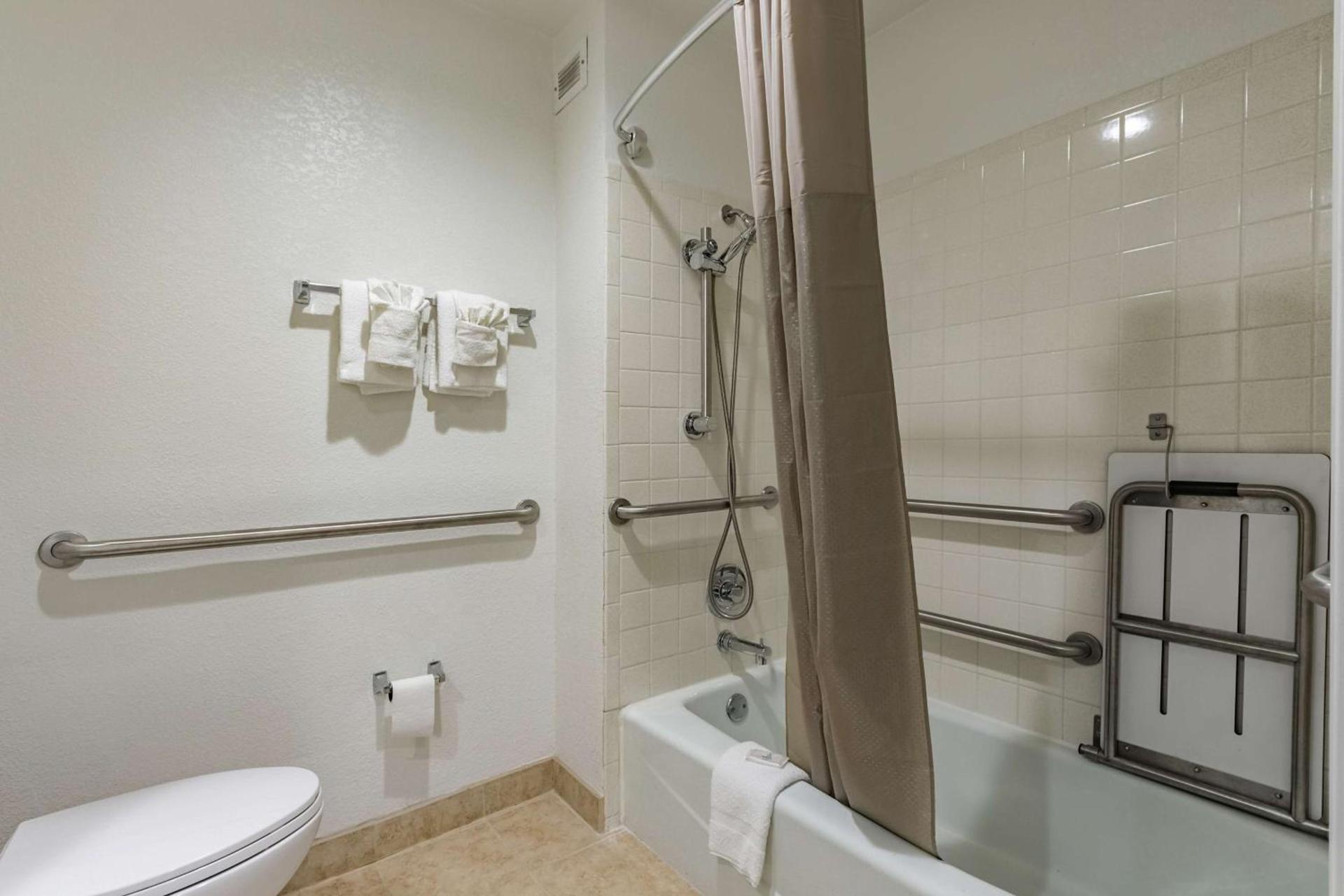Studio 6-Plano, TX photo 18