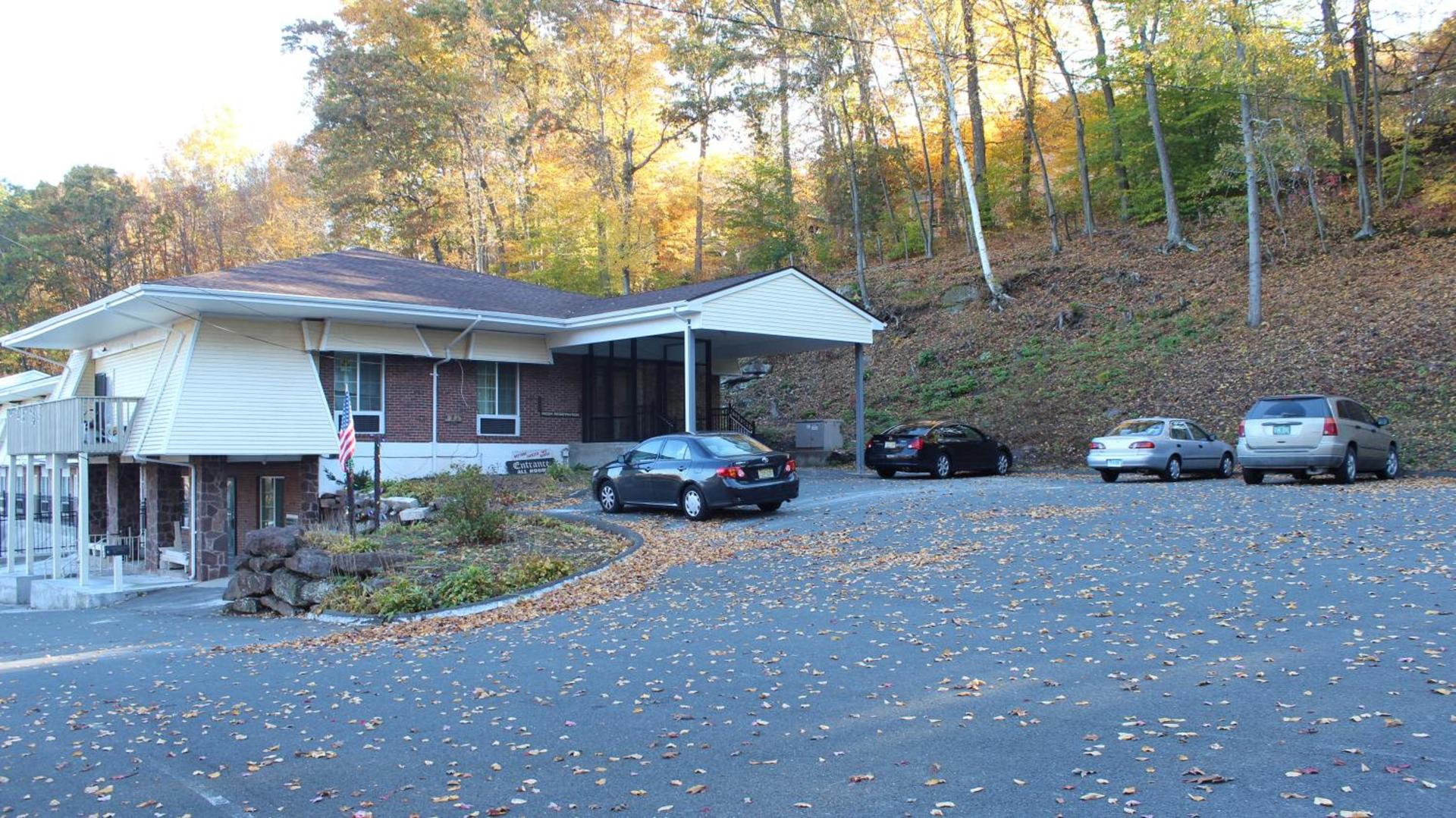 Passport Inn and Suites - Middletown photo 4