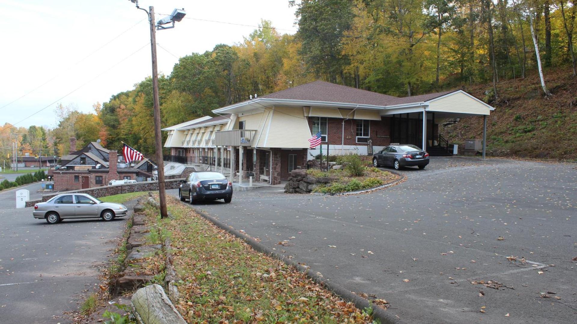 Passport Inn and Suites - Middletown photo 6