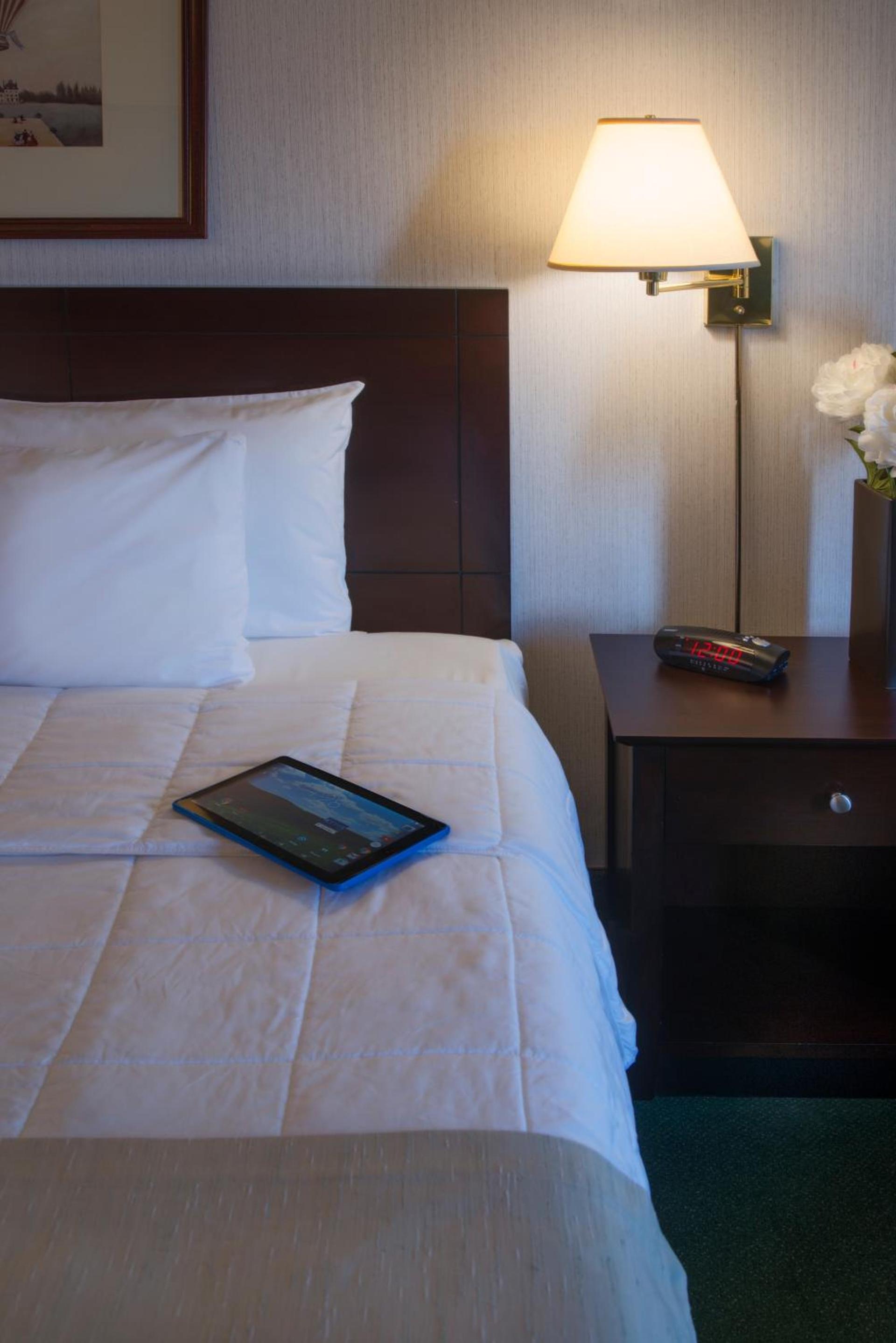 Meadowlands Plaza Hotel photo 15
