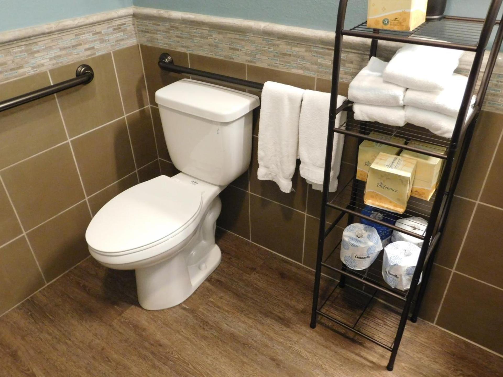Wave Street Inn photo 7
