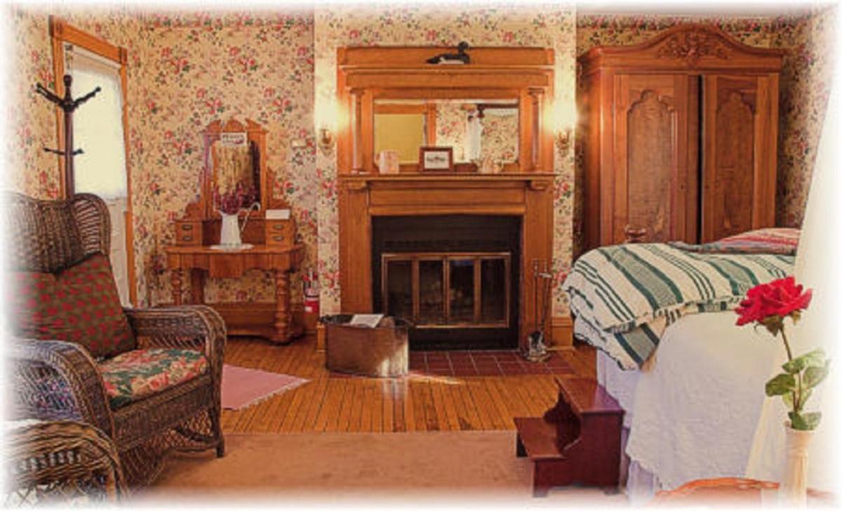 White Lace Inn photo 64