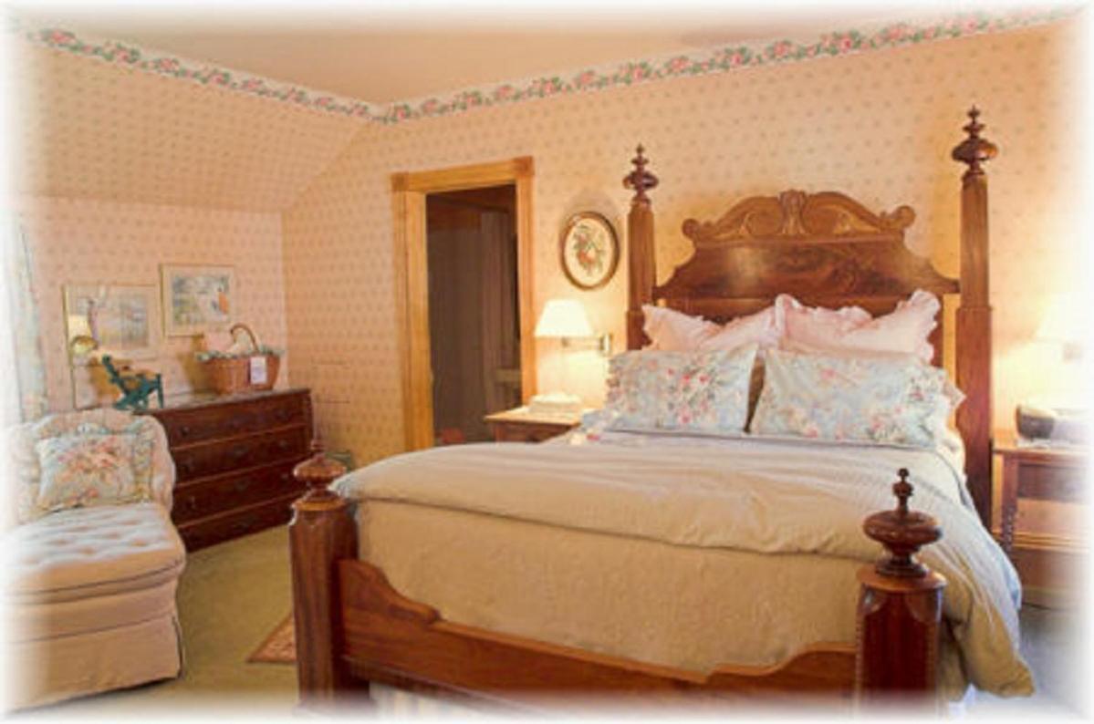 White Lace Inn photo 61