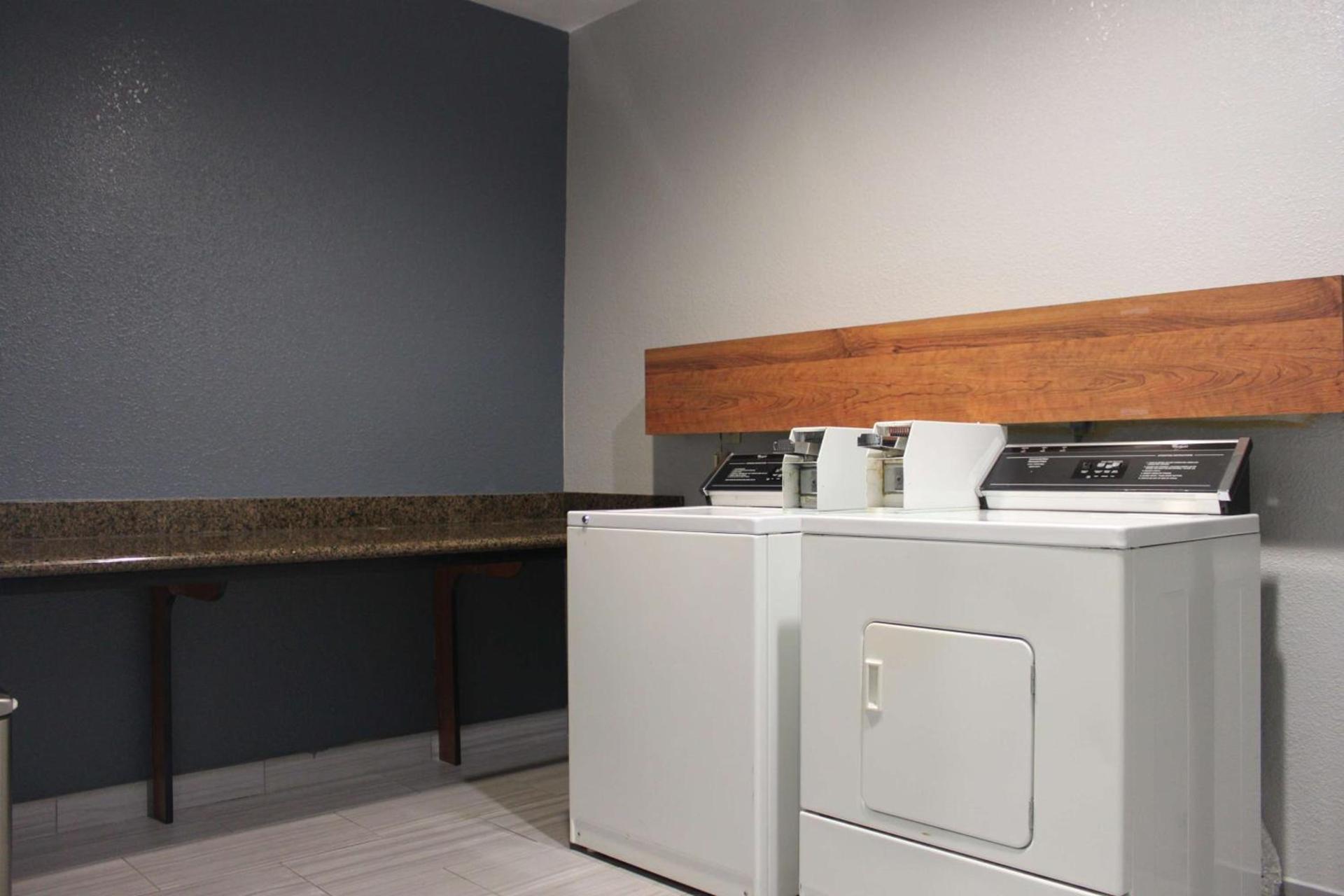 Best Western Plus North Houston Inn & Suites photo 22