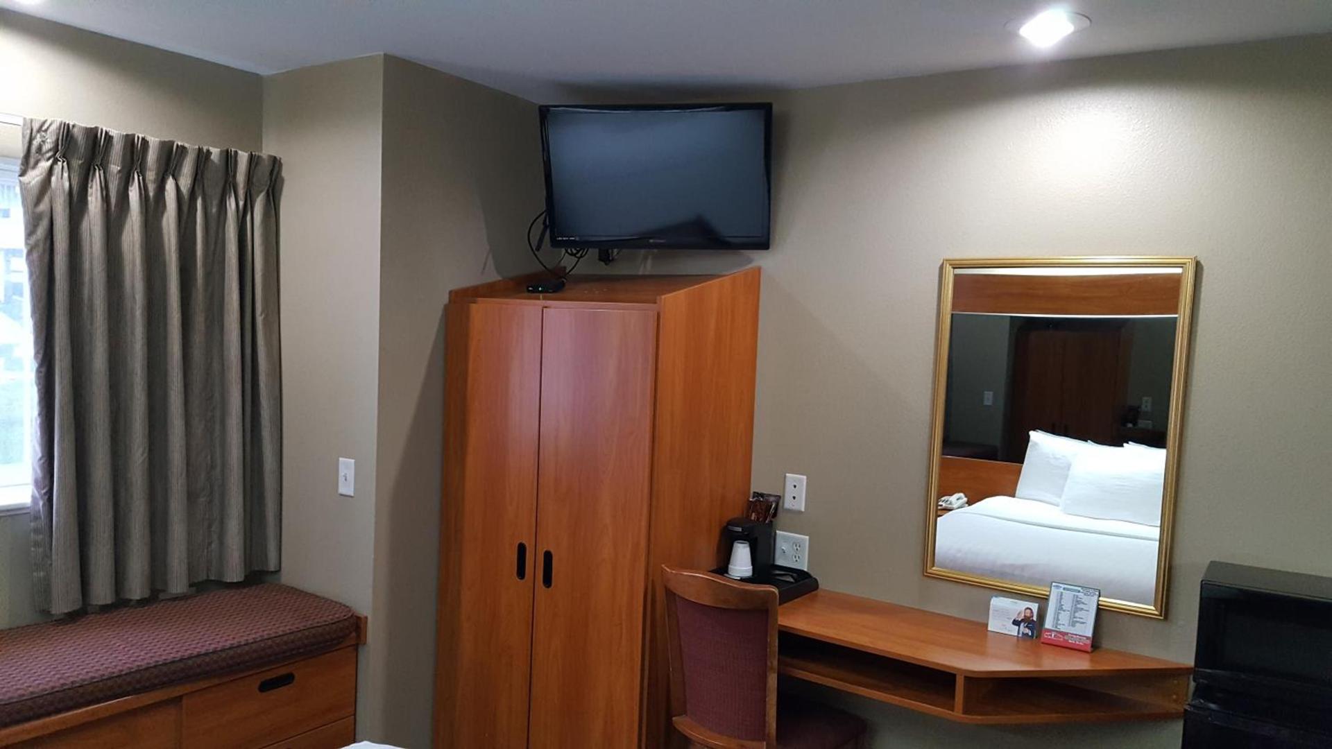 Microtel Inn & Suites by Wyndham Bozeman photo 26