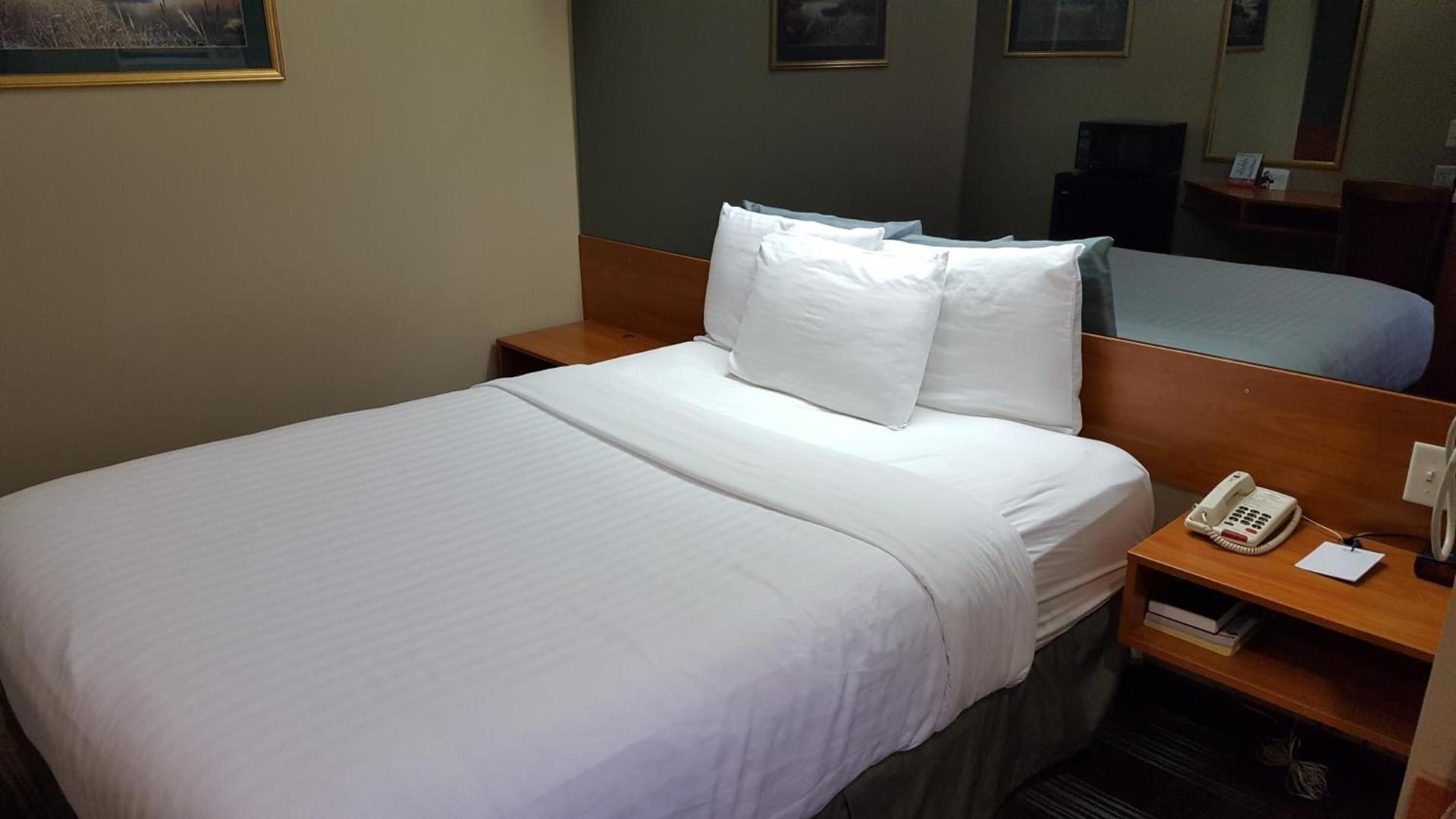 Microtel Inn & Suites by Wyndham Bozeman photo 18