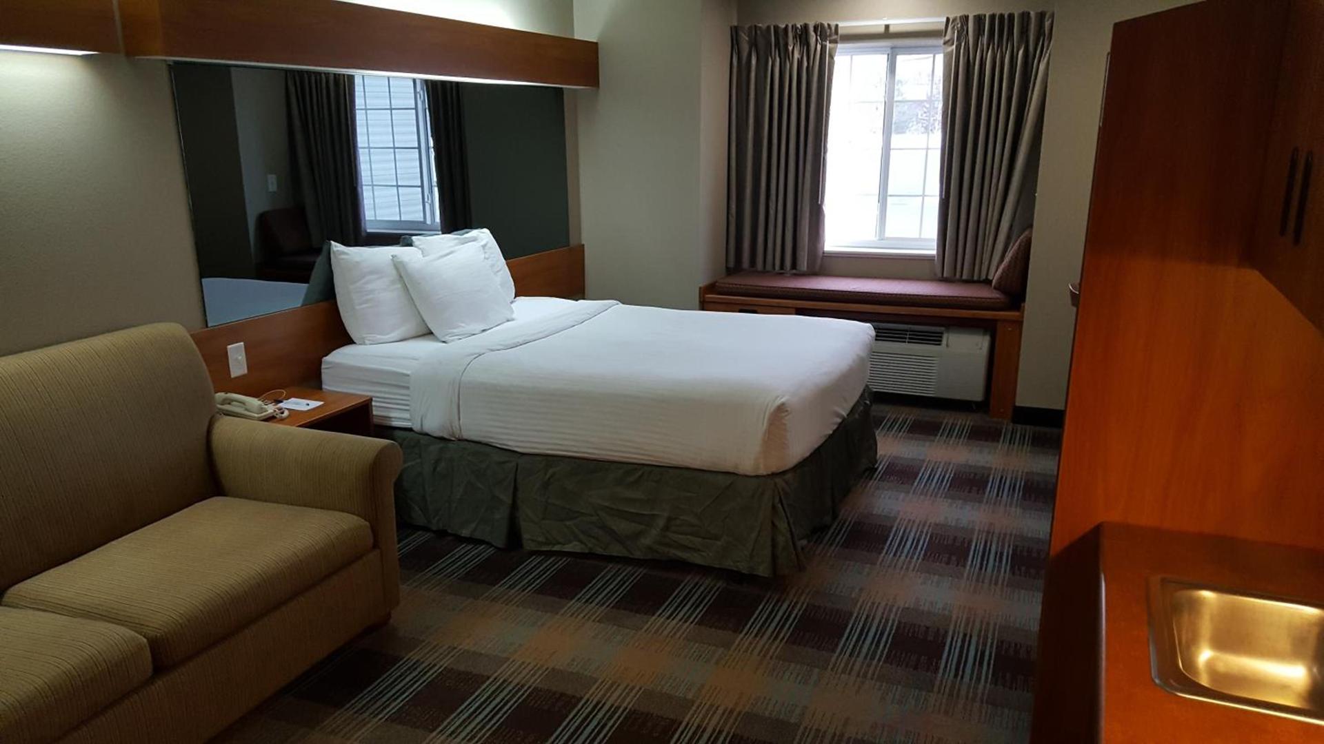 Microtel Inn & Suites by Wyndham Bozeman photo 30