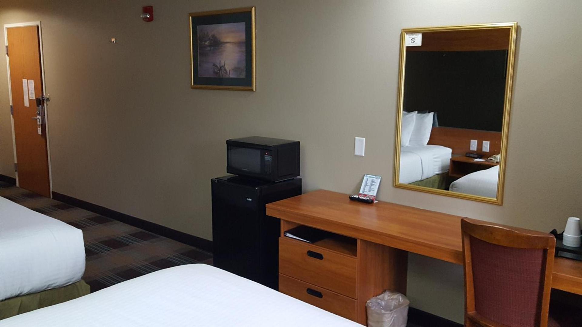 Microtel Inn & Suites by Wyndham Bozeman photo 39