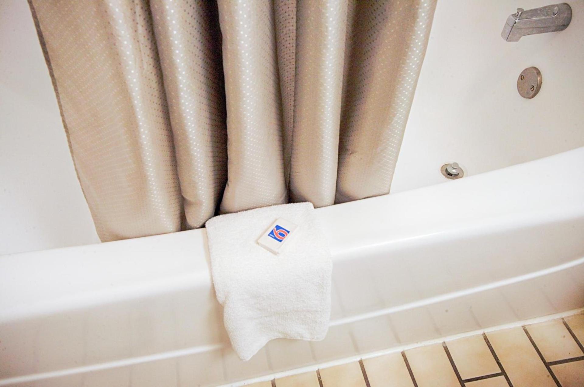 Motel 6-Albany, NY photo 7