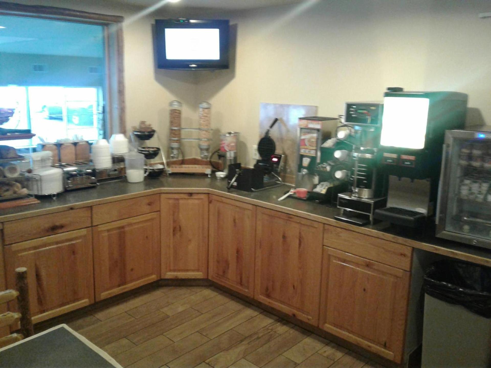 Microtel Inn & Suites by Wyndham Bozeman photo 20