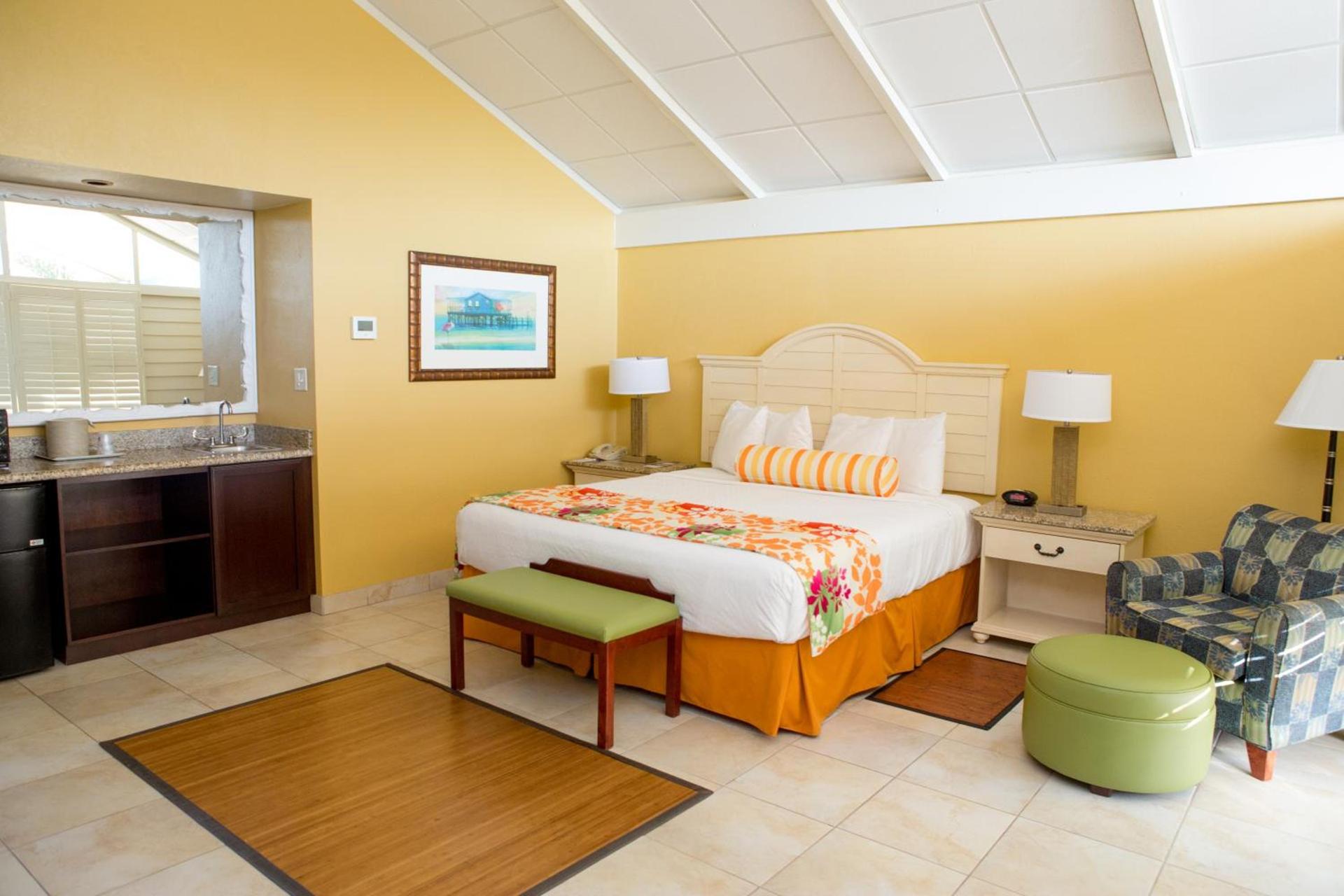 Best Western Plus Yacht Harbor Inn photo 29