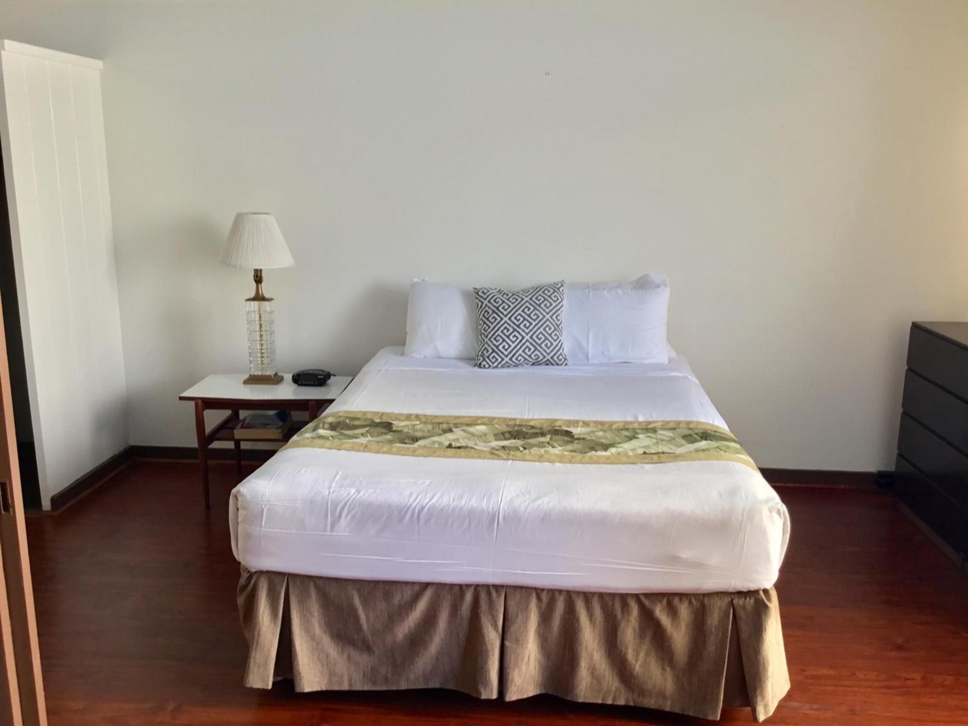 Holiday Surf Hotel (with full kitchen) photo 92