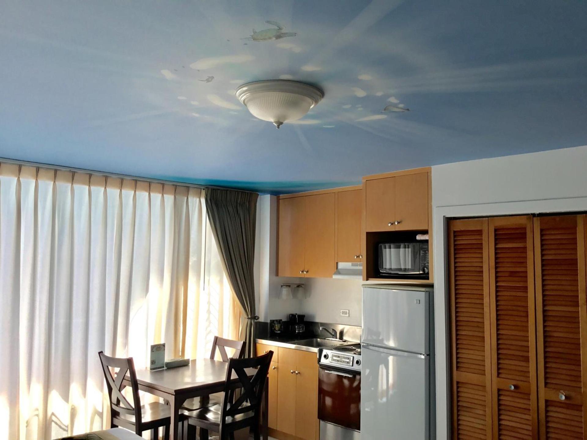 Holiday Surf Hotel (with full kitchen) photo 13