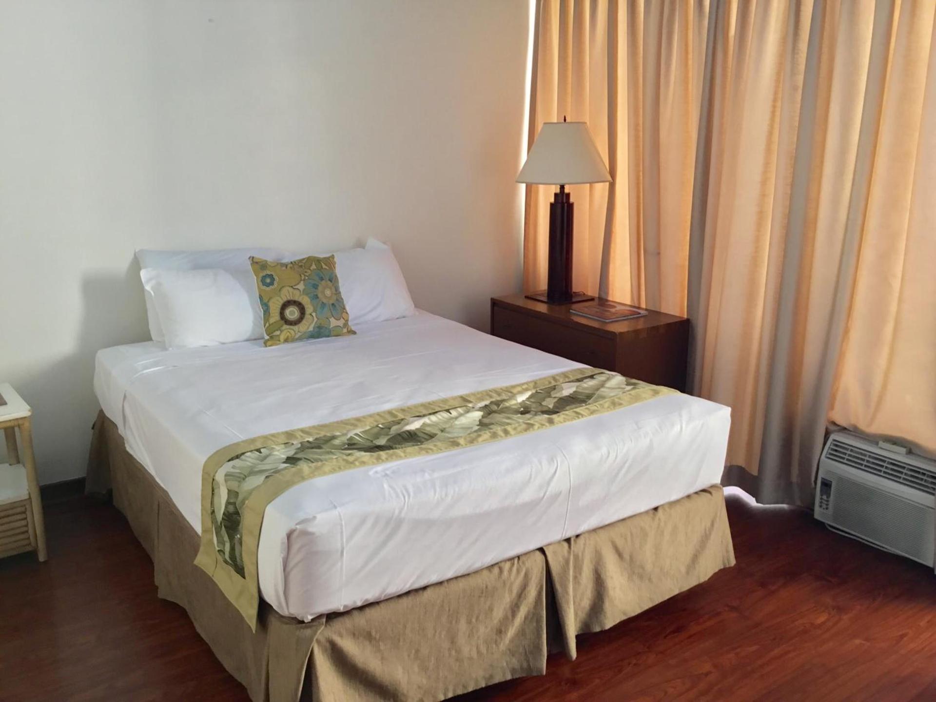 Holiday Surf Hotel (with full kitchen) photo 18