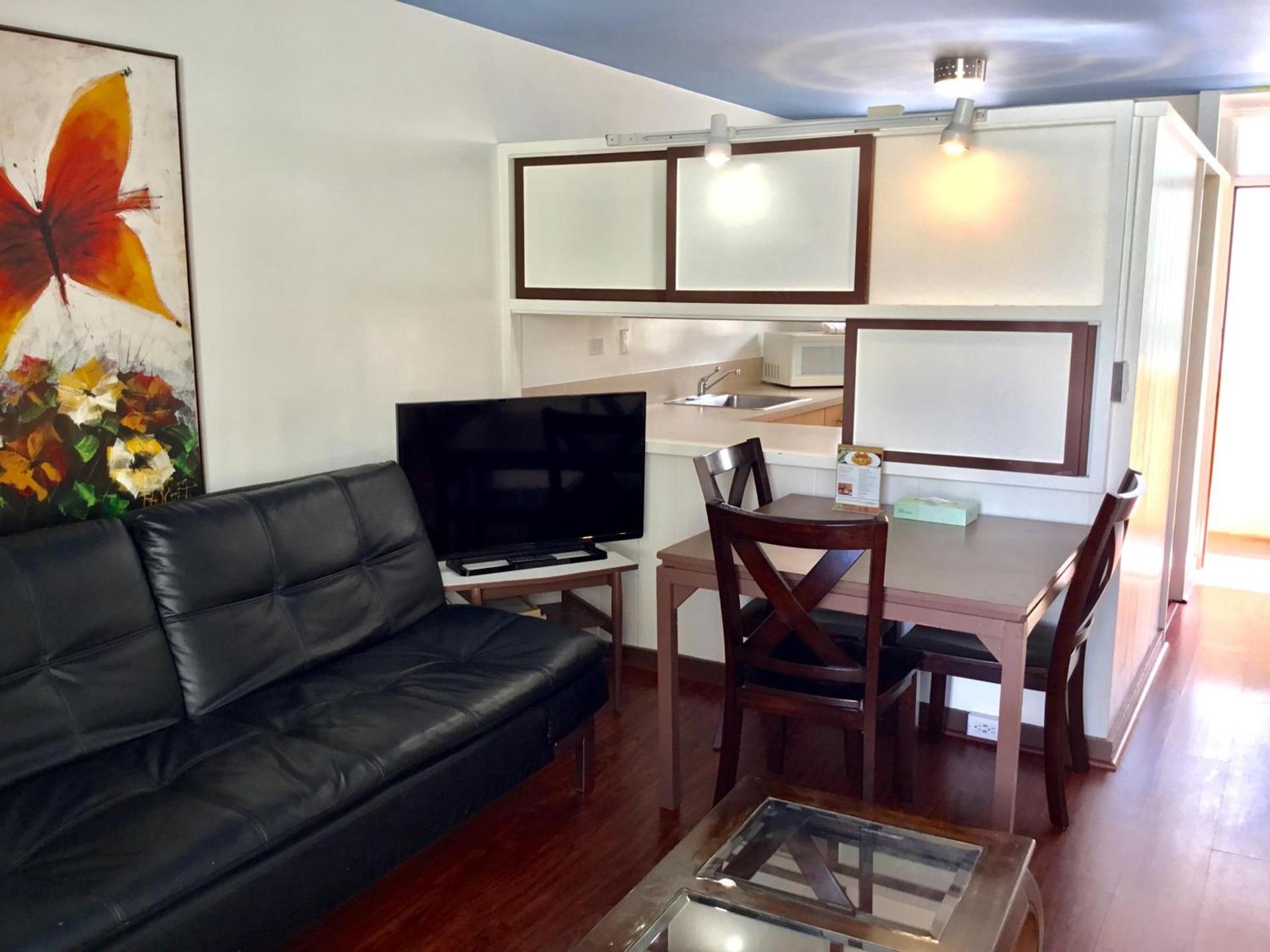 Holiday Surf Hotel (with full kitchen) photo 19