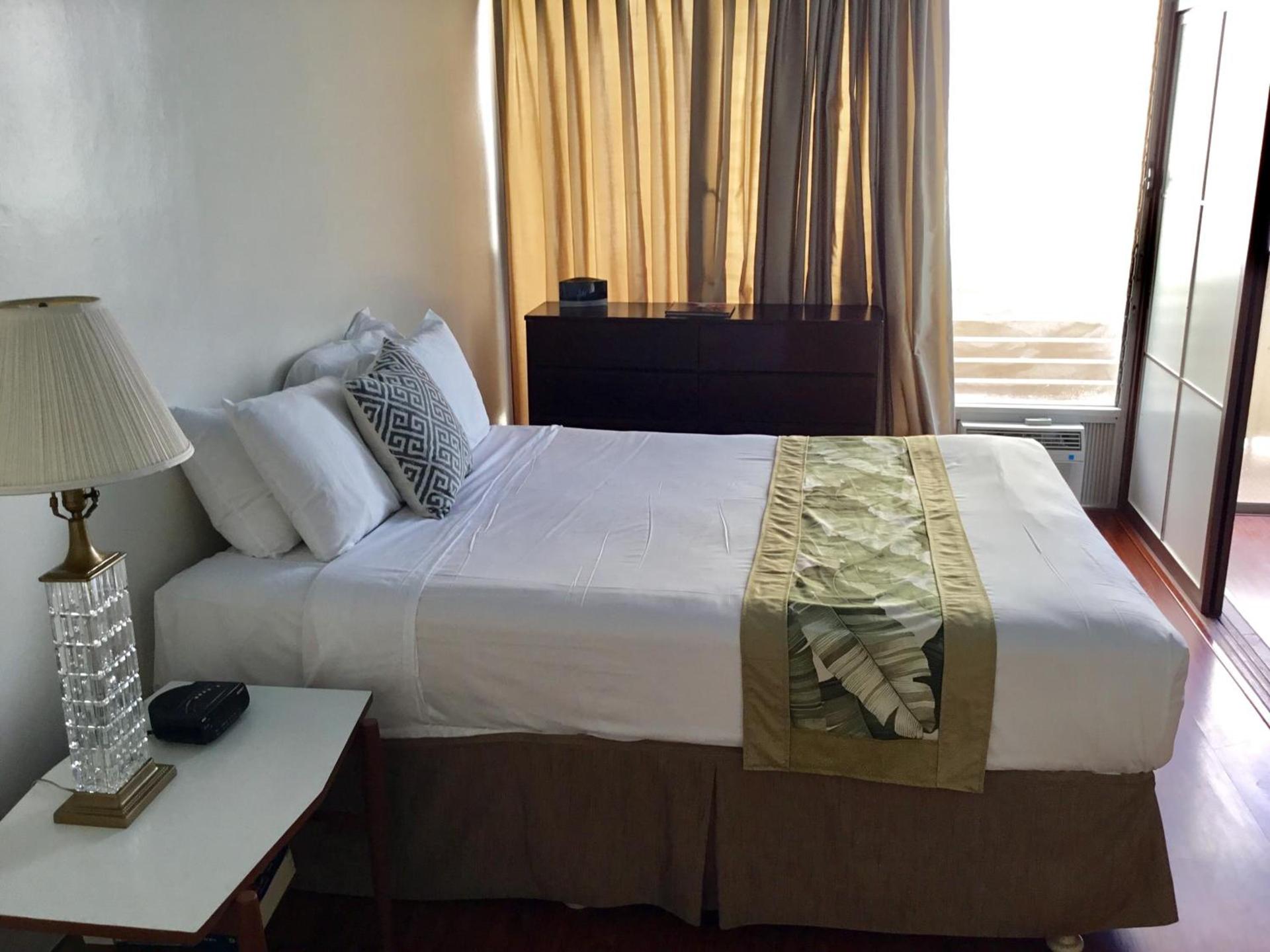 Holiday Surf Hotel (with full kitchen) photo 15