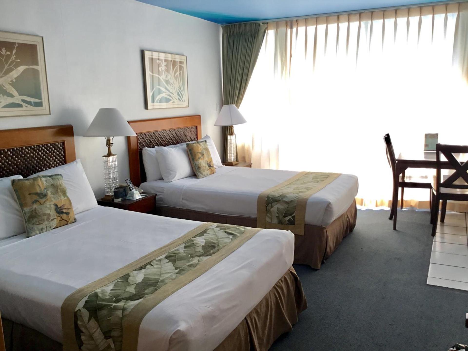 Holiday Surf Hotel (with full kitchen) photo 8