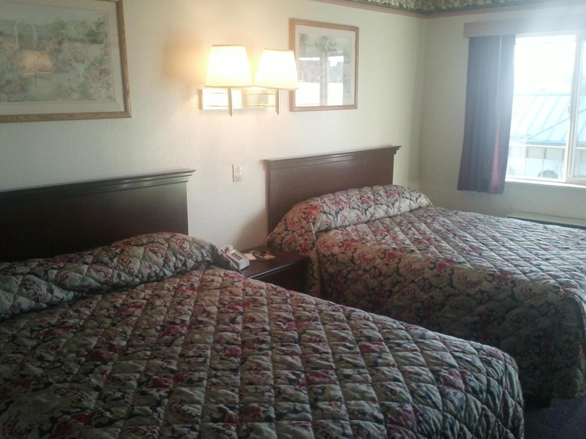 Sunrise Inn photo 8