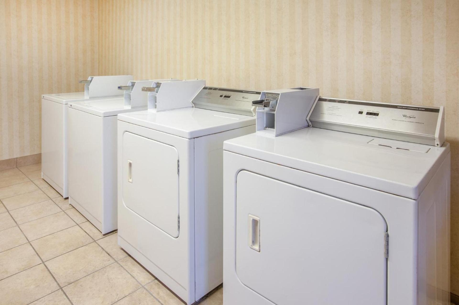 Americas Best Value Inn Canton photo 18