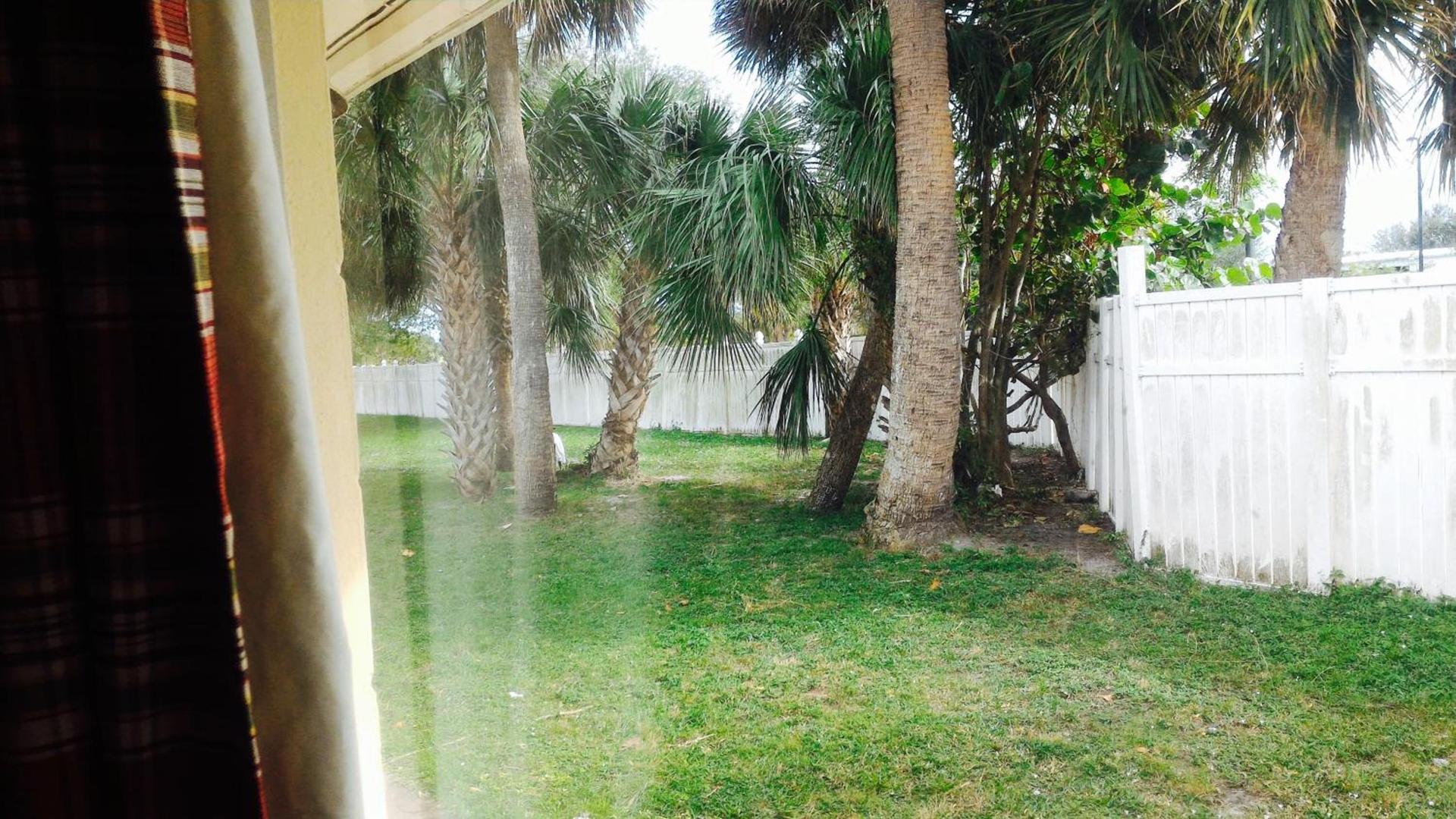 Sunset Inn- Fort Pierce, FL photo 32