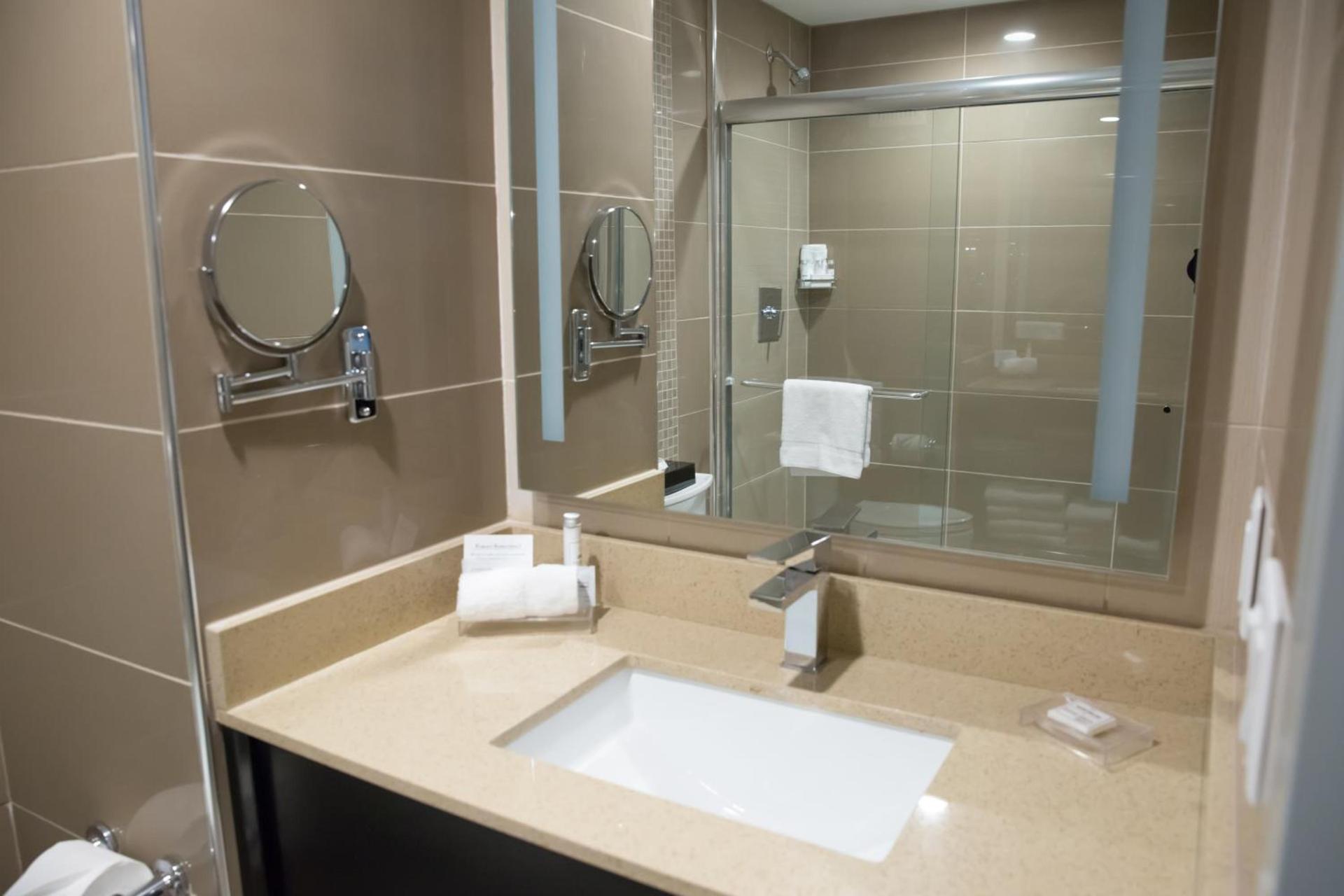 Best Western Premier NYC Gateway Hotel photo 19
