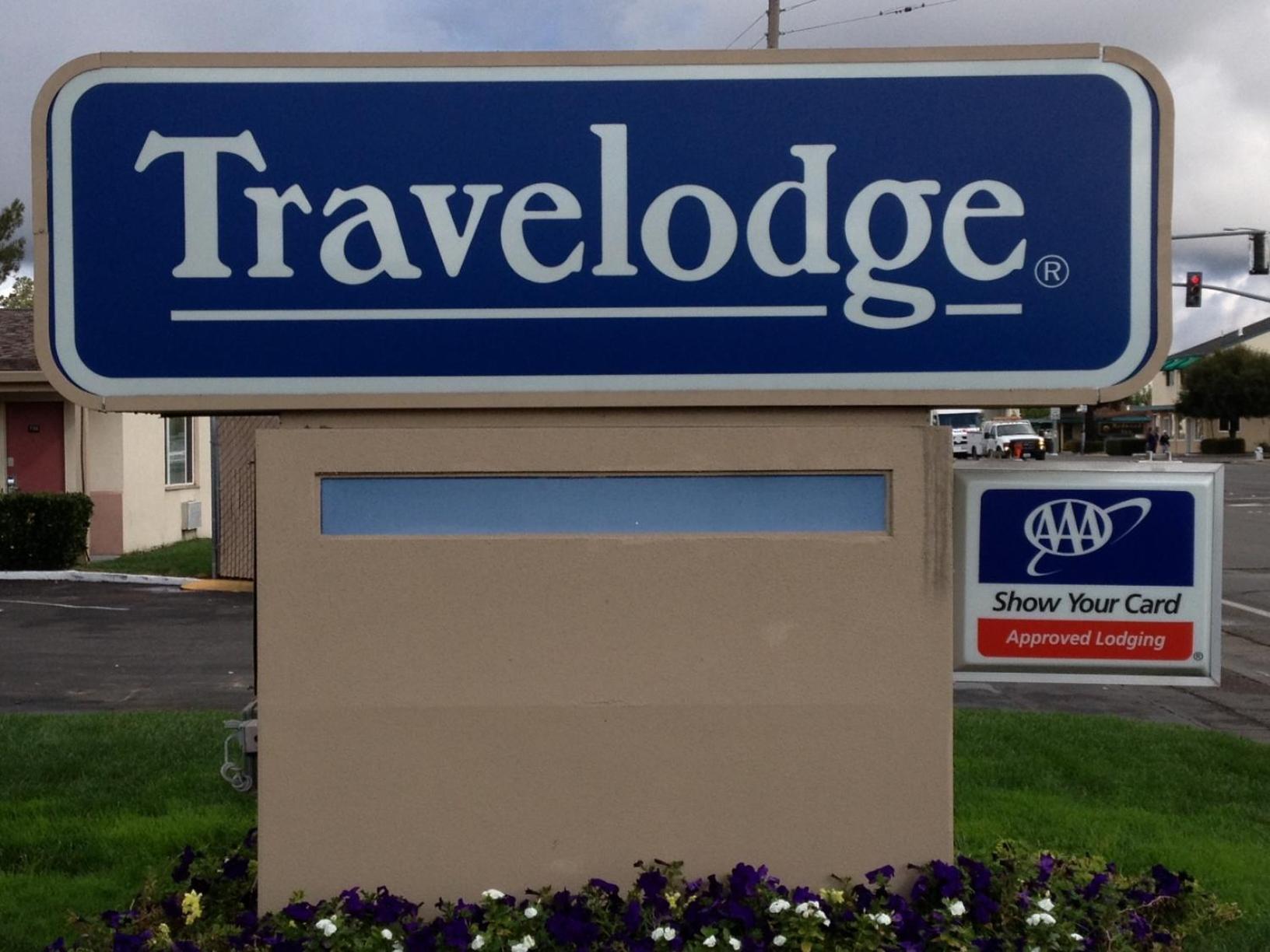 Travelodge by Wyndham Santa Rosa Wine Country photo 10
