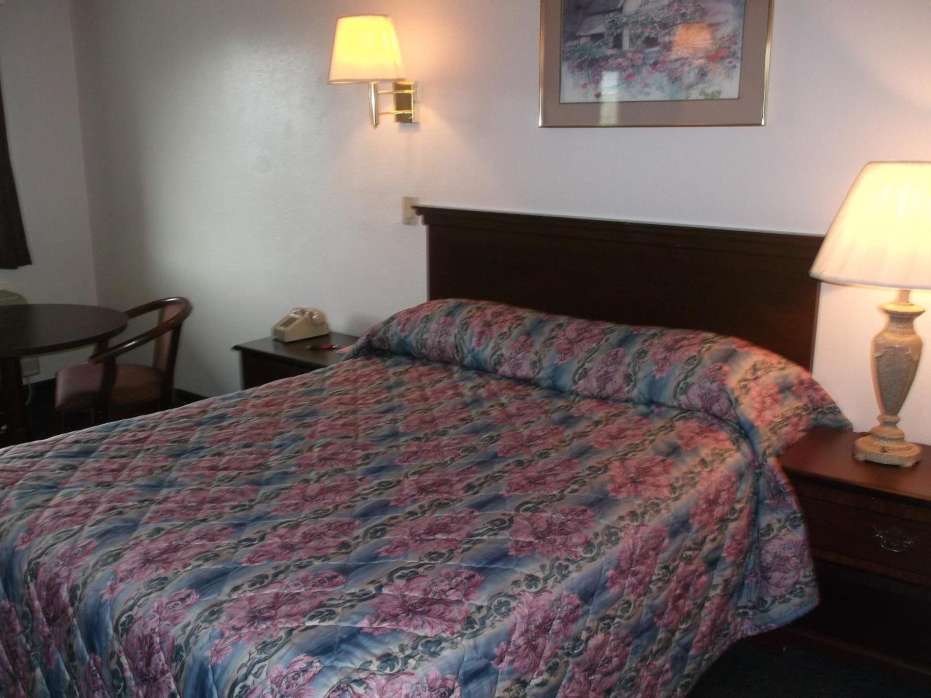 Sunrise Inn photo 13