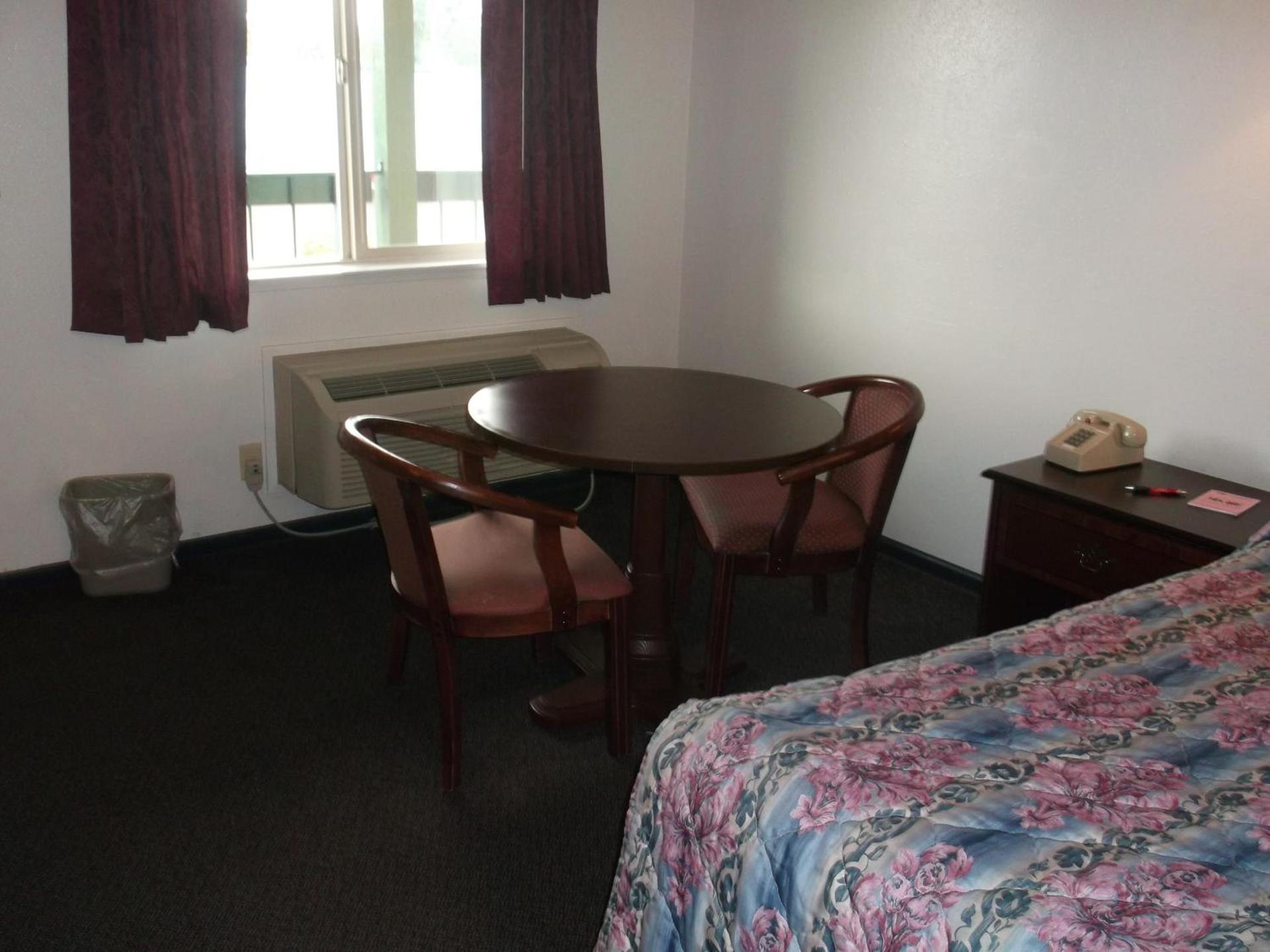 Sunrise Inn photo 20