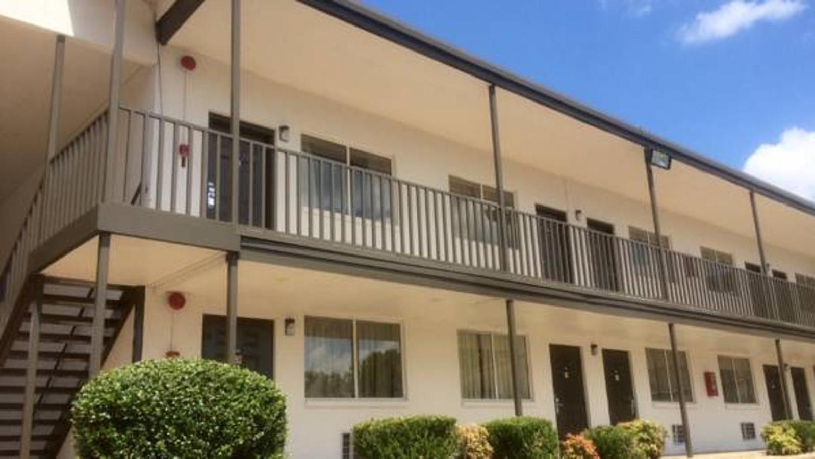 Knights Inn Longview photo 5