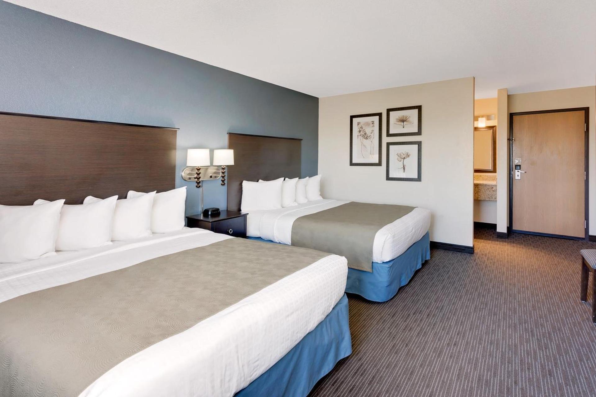 Baymont by Wyndham Owatonna photo 80