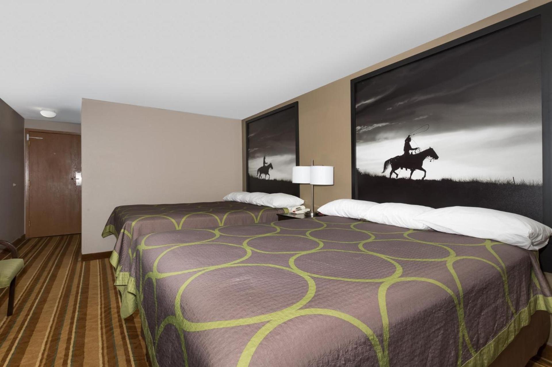 Super 8 by Wyndham Douglas photo 3