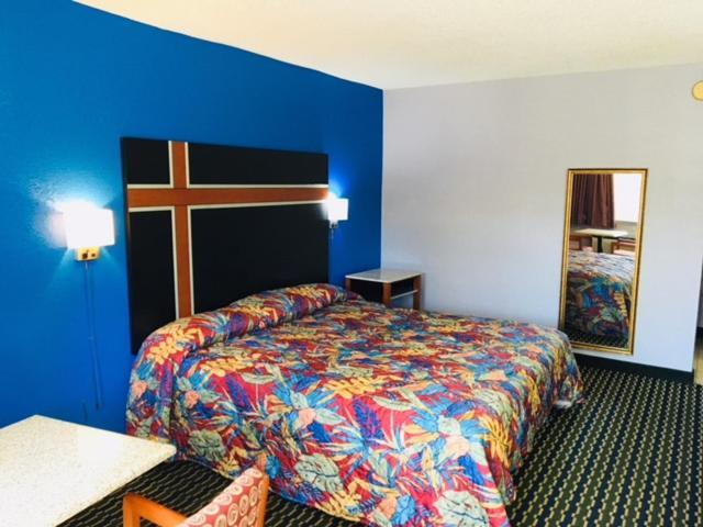 Fulton Inn photo 9