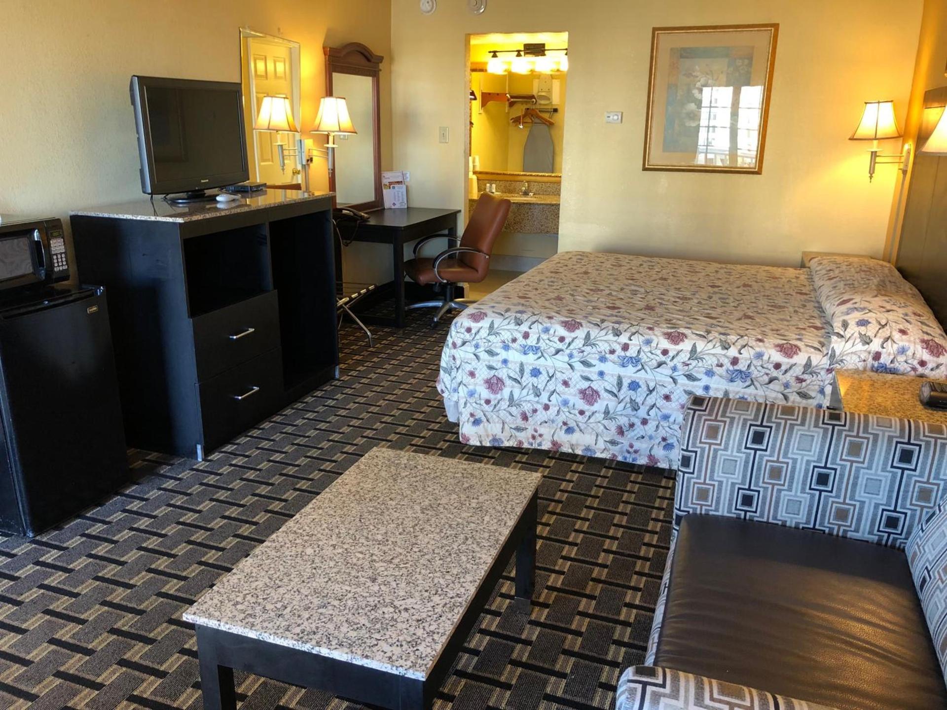 Knights Inn Mount Laurel photo 2
