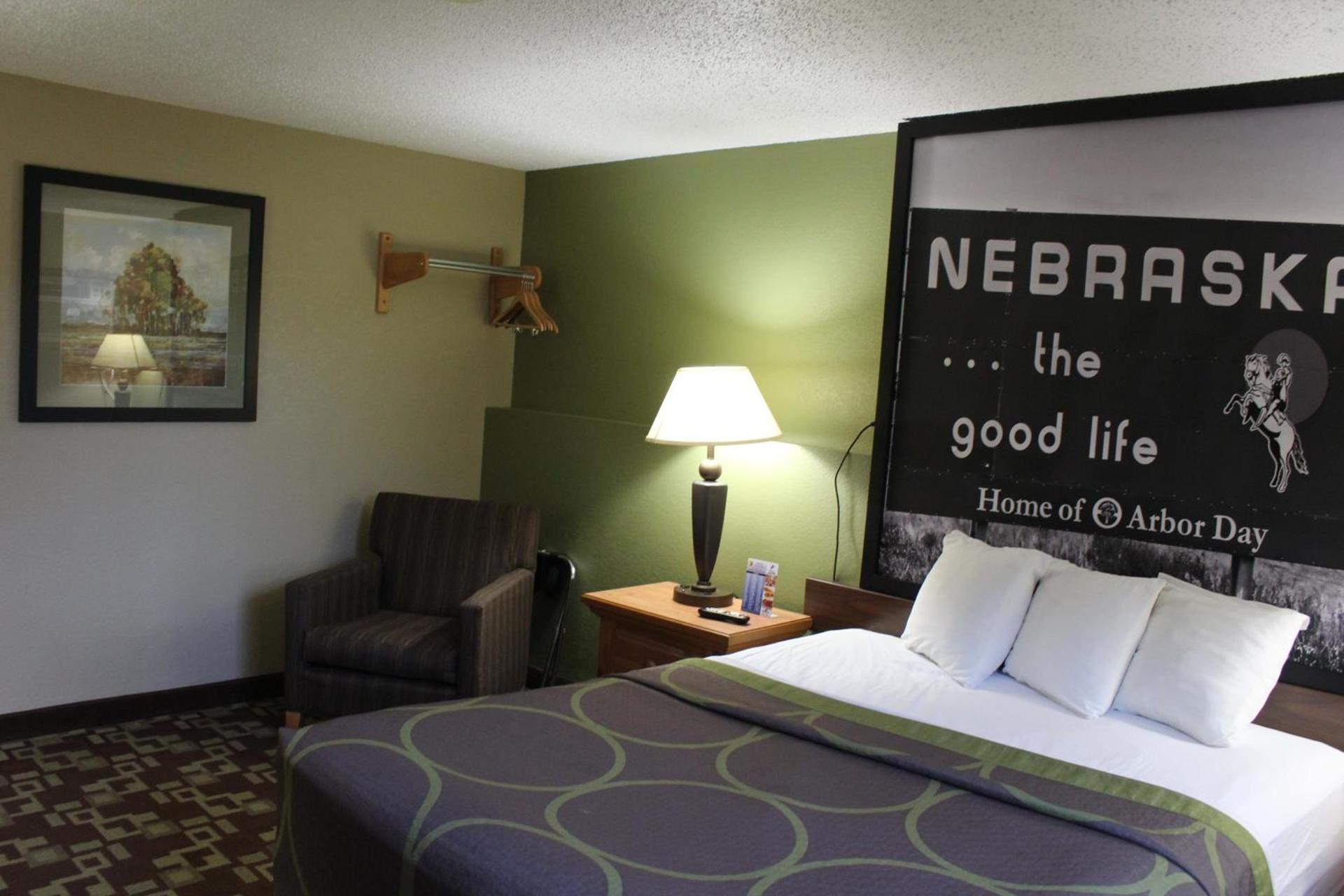 Super 8 by Wyndham Kearney photo 16