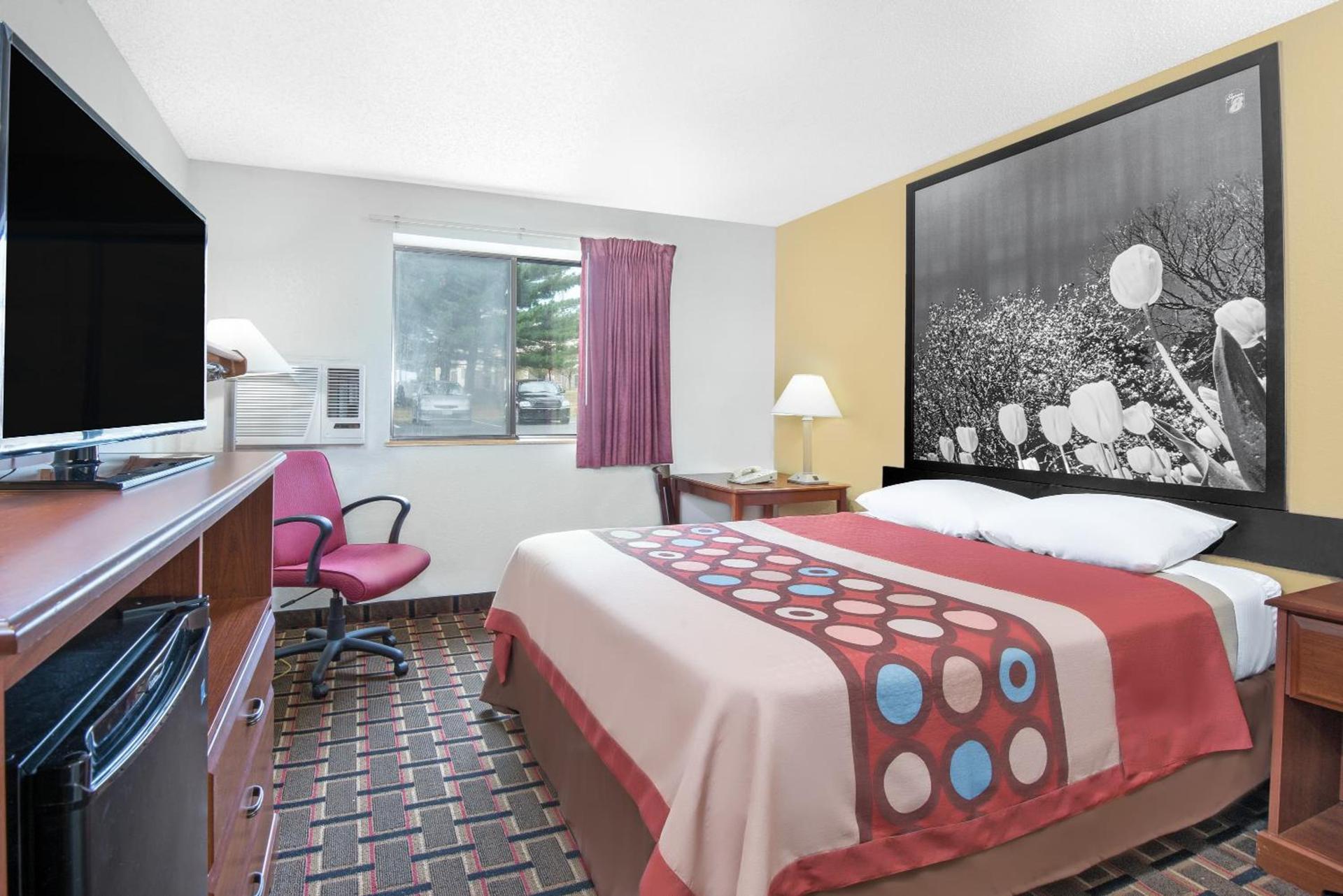 Super 8 by Wyndham Kent/Akron Area photo 13