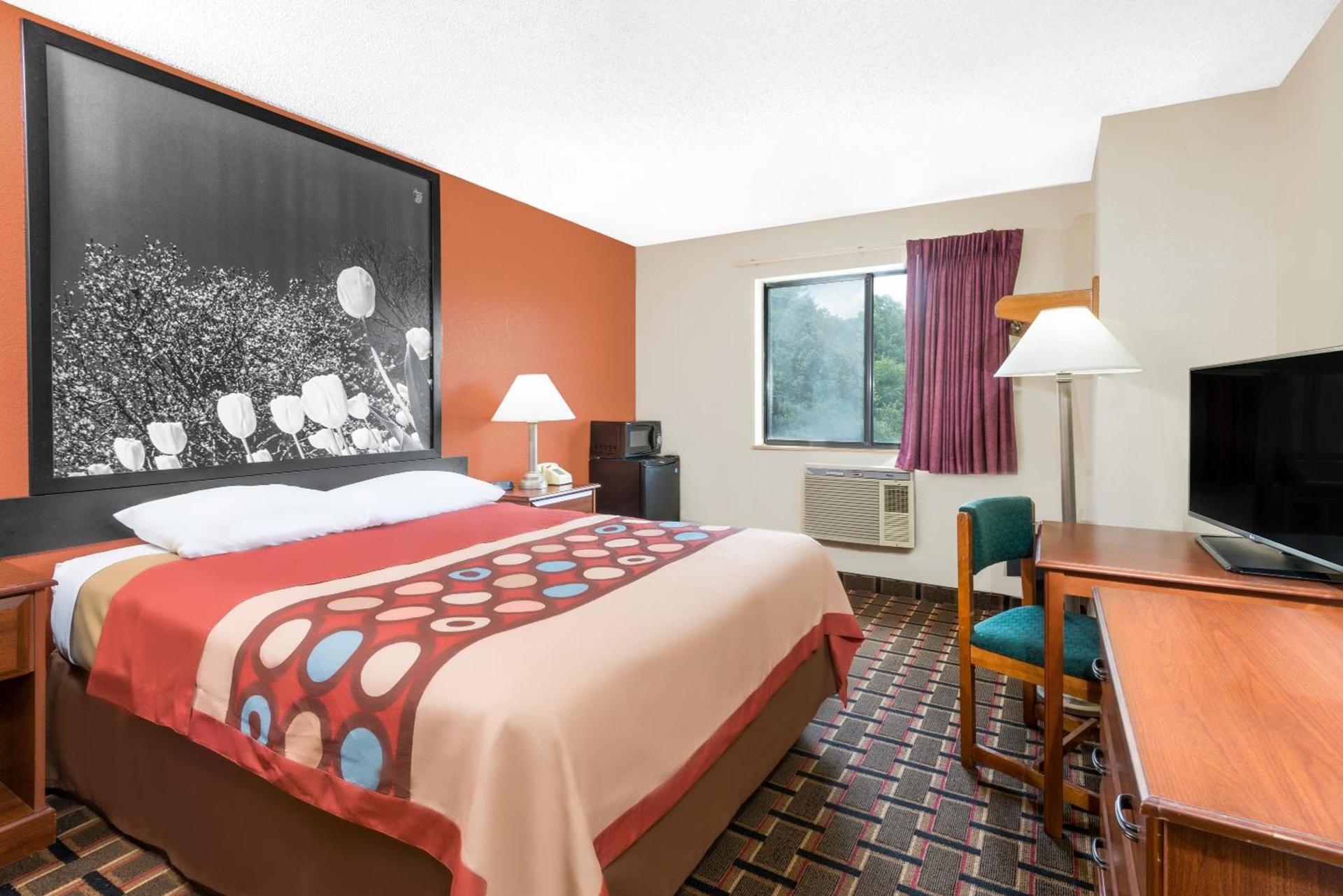 Super 8 by Wyndham Kent/Akron Area photo 14