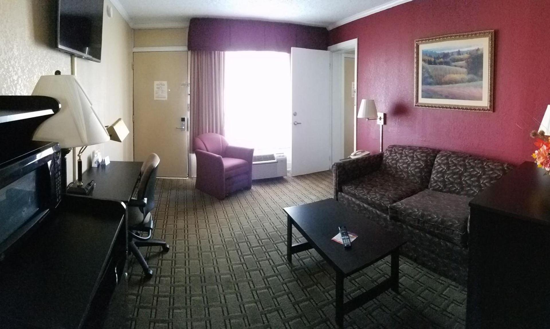 Travelodge by Wyndham Beckley photo 16