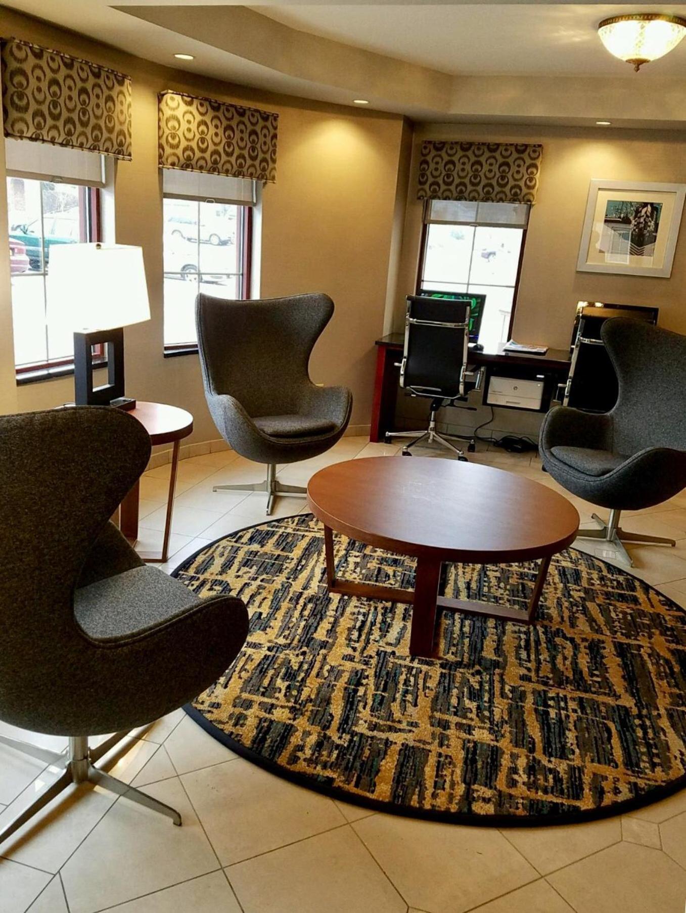 Best Western On The Avenue photo 4